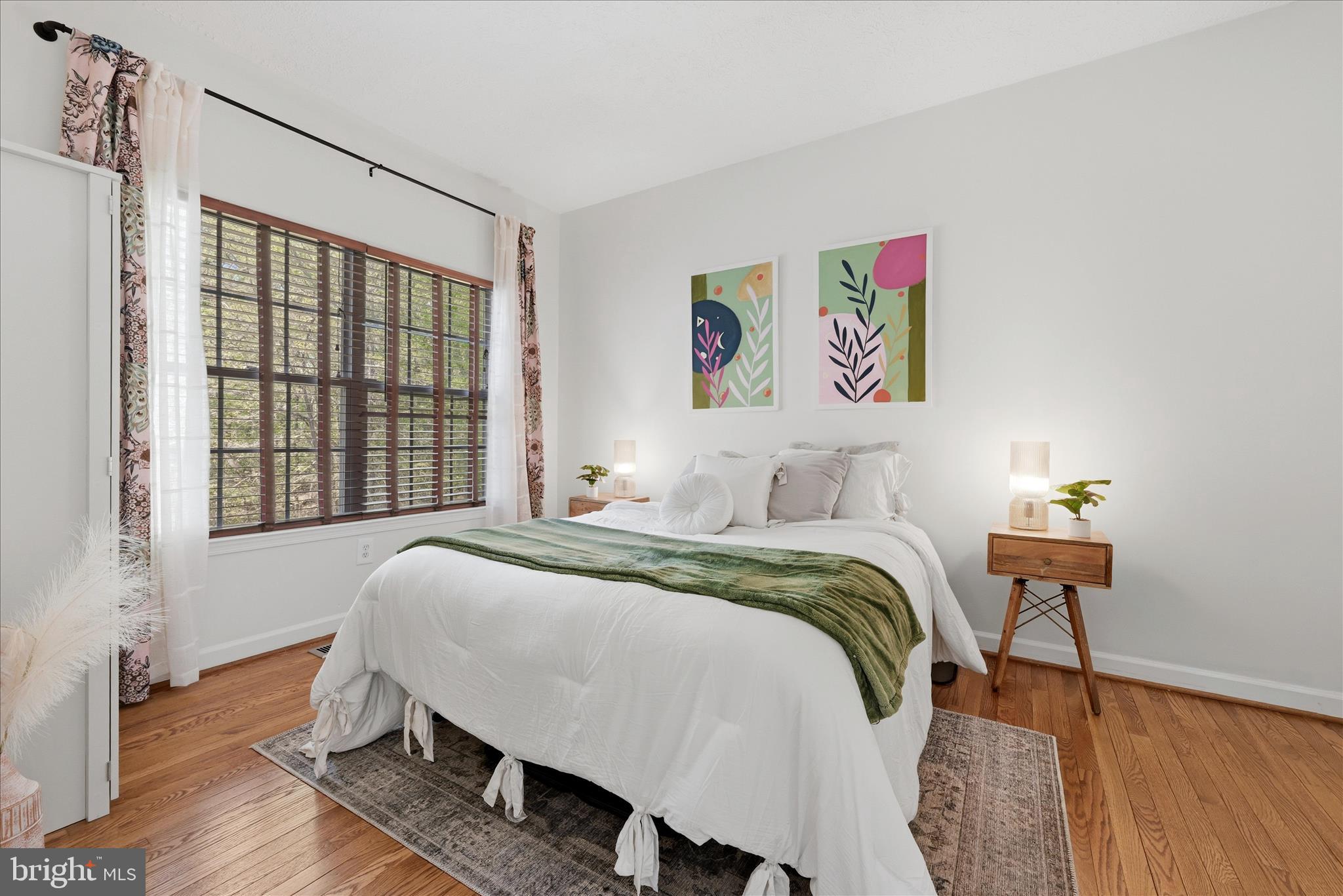 STEEDS GRANT - Residential