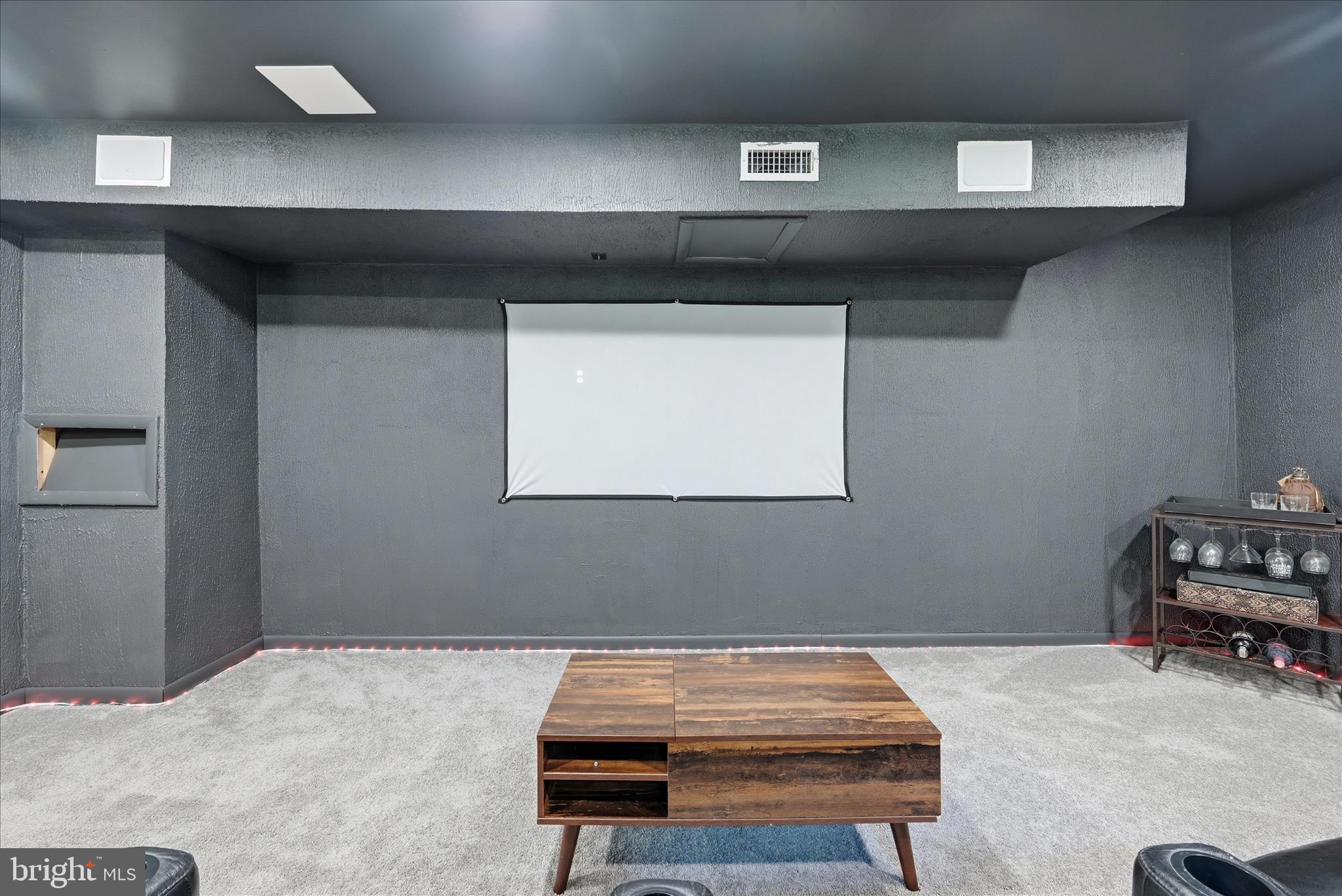 STEEDS GRANT - Residential