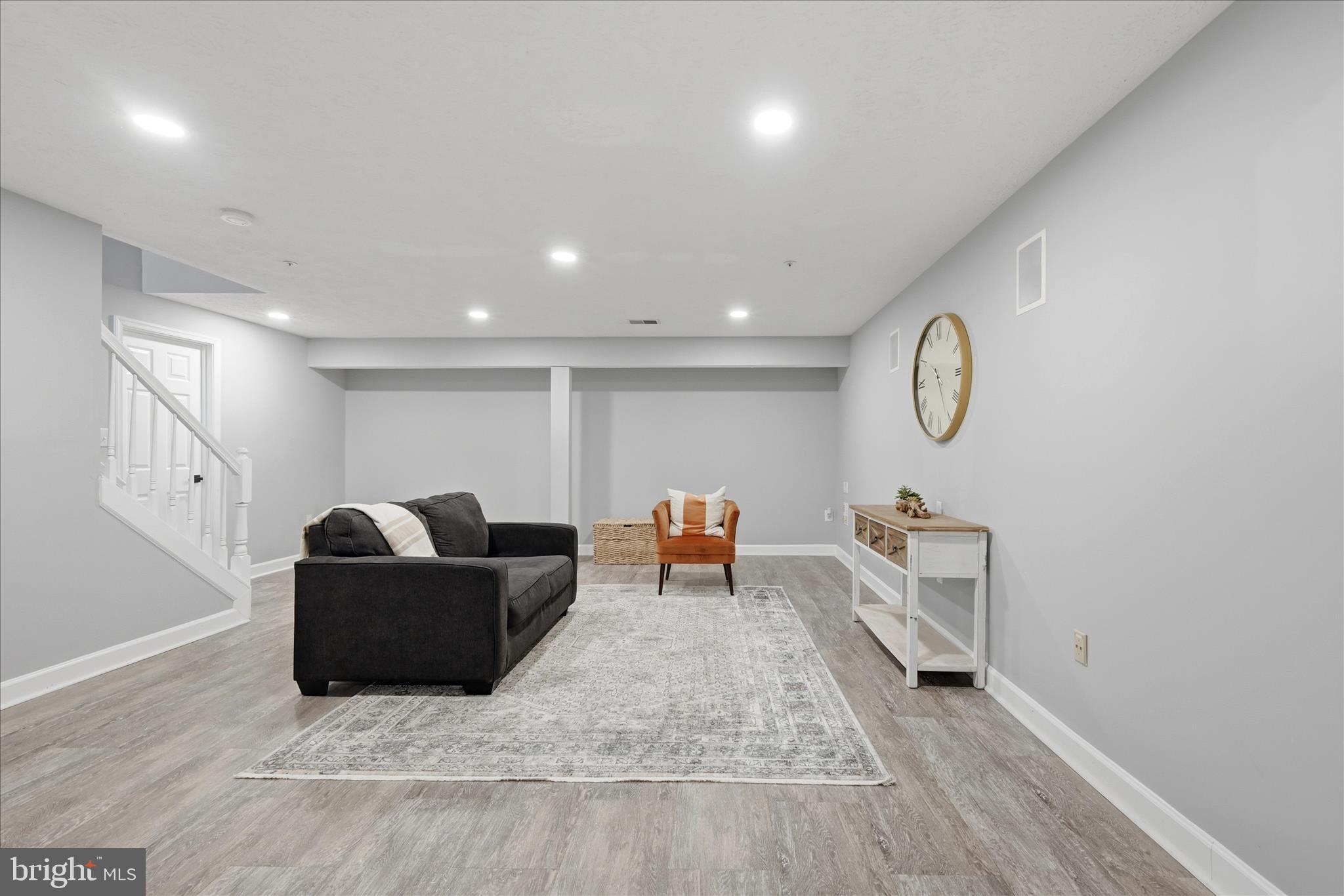 STEEDS GRANT - Residential