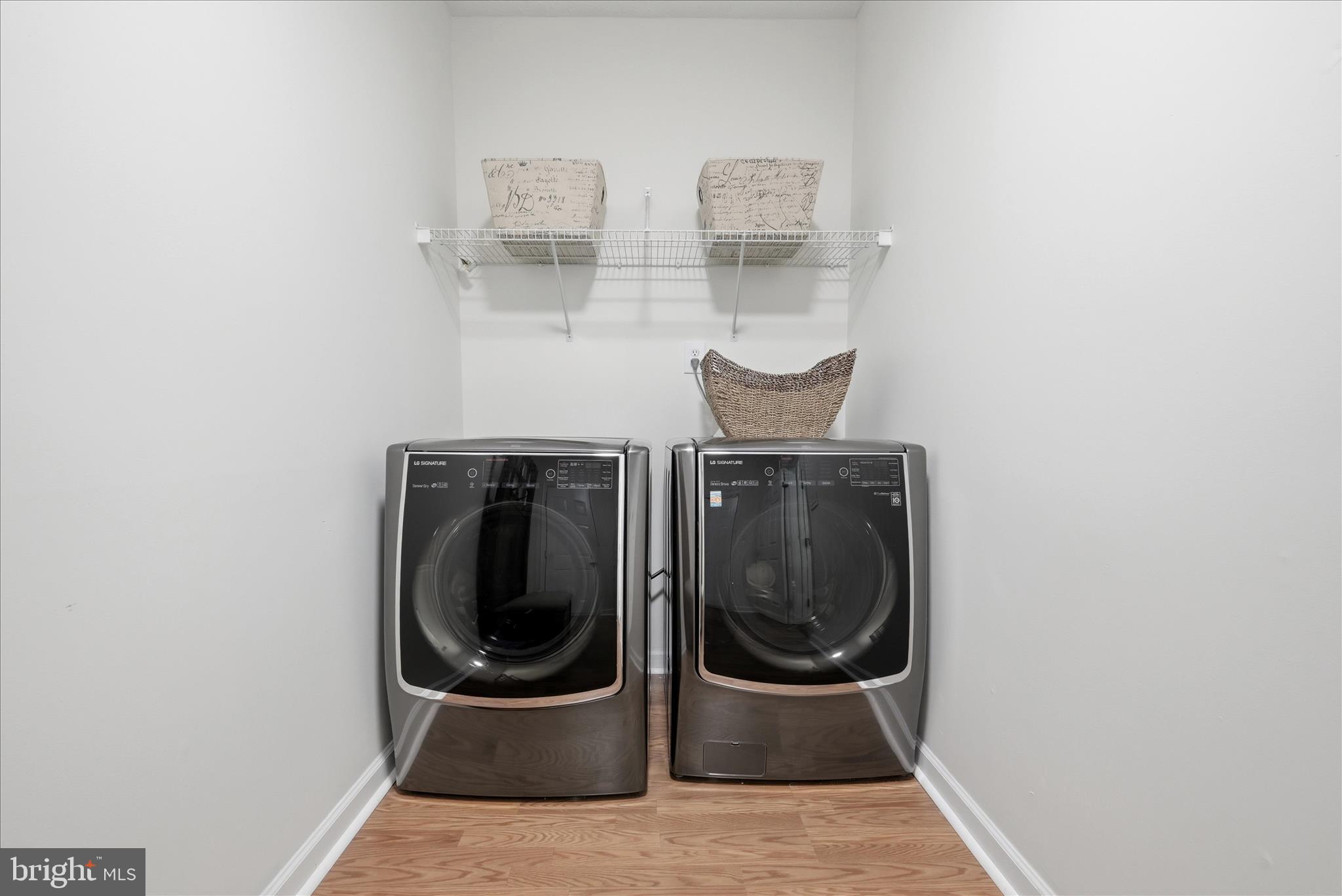 STEEDS GRANT - Residential