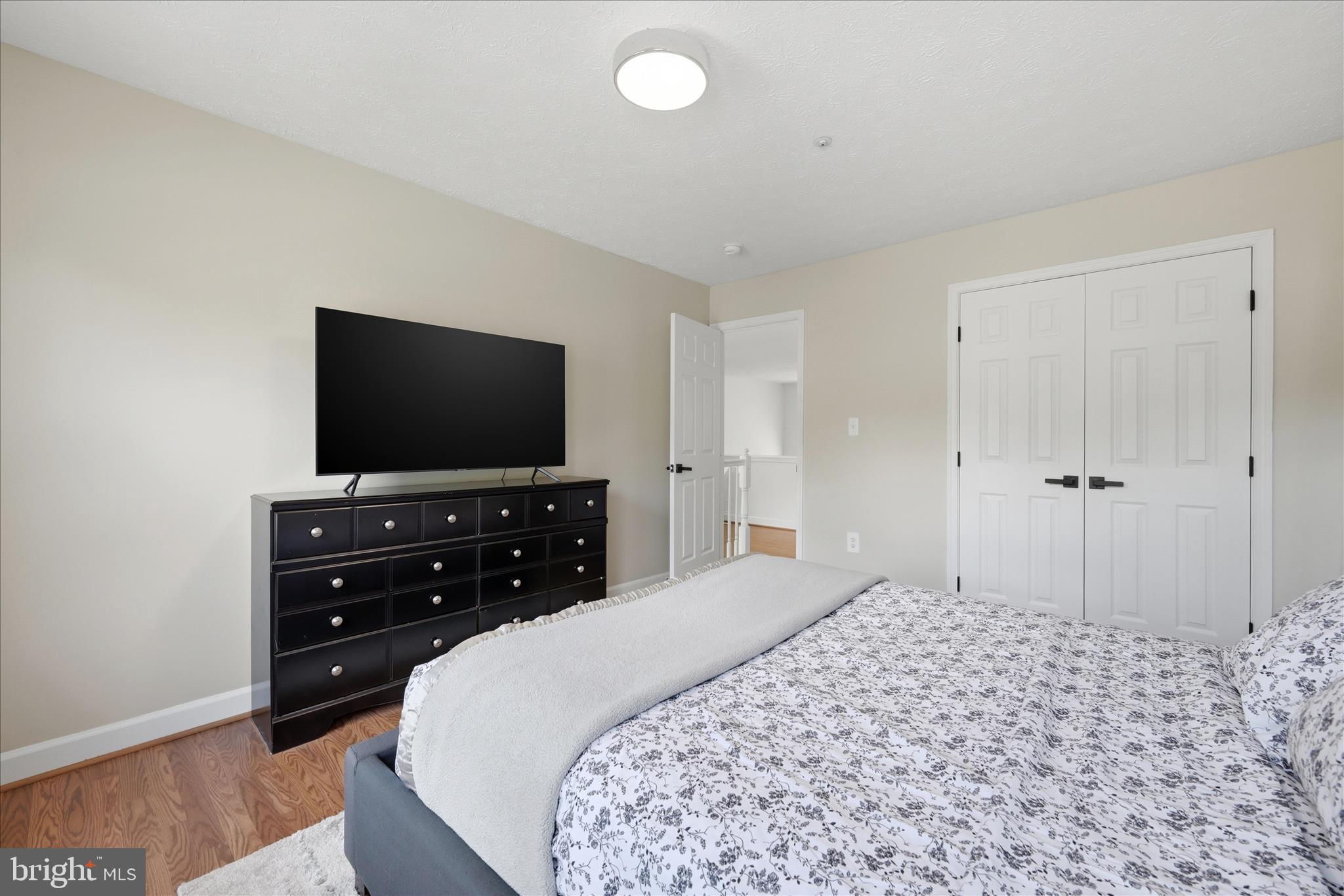 STEEDS GRANT - Residential