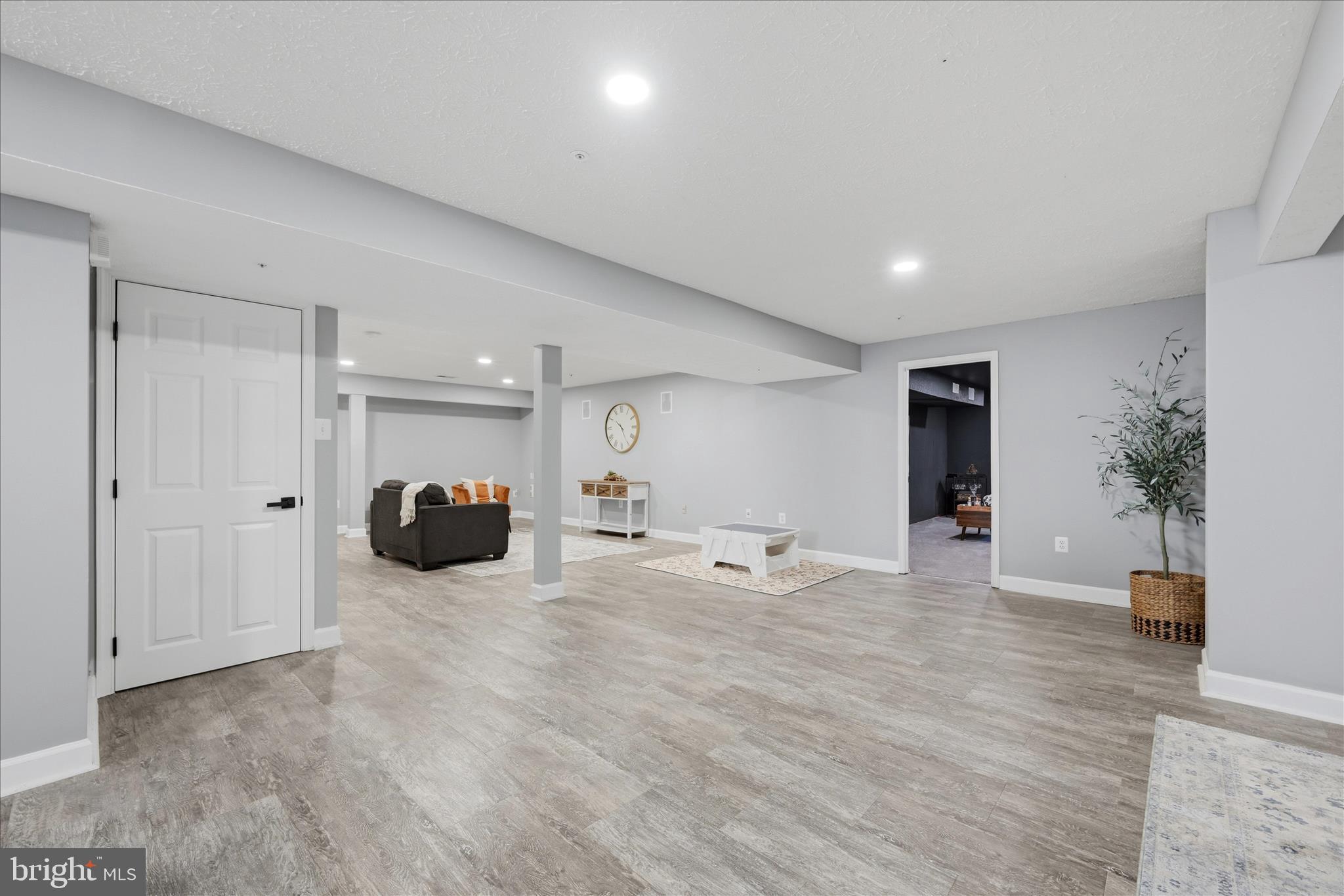 STEEDS GRANT - Residential