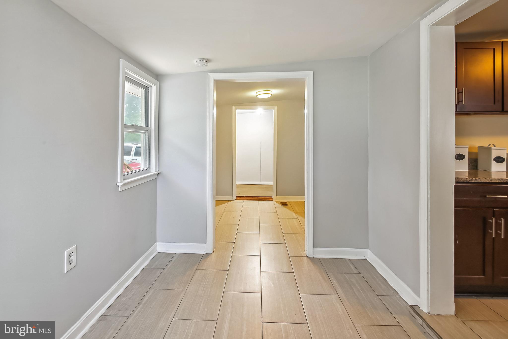 GRETTAS ADDN TO RIVERDAL - Residential