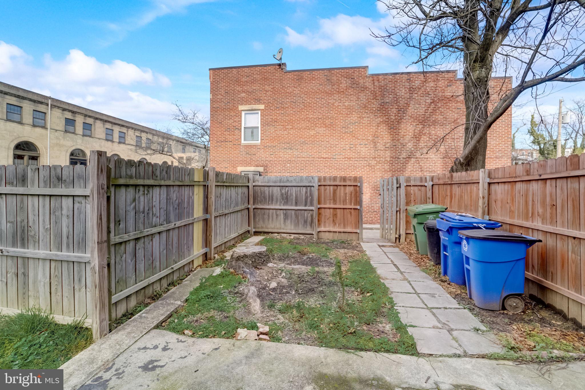 OLD GOUCHER - Residential