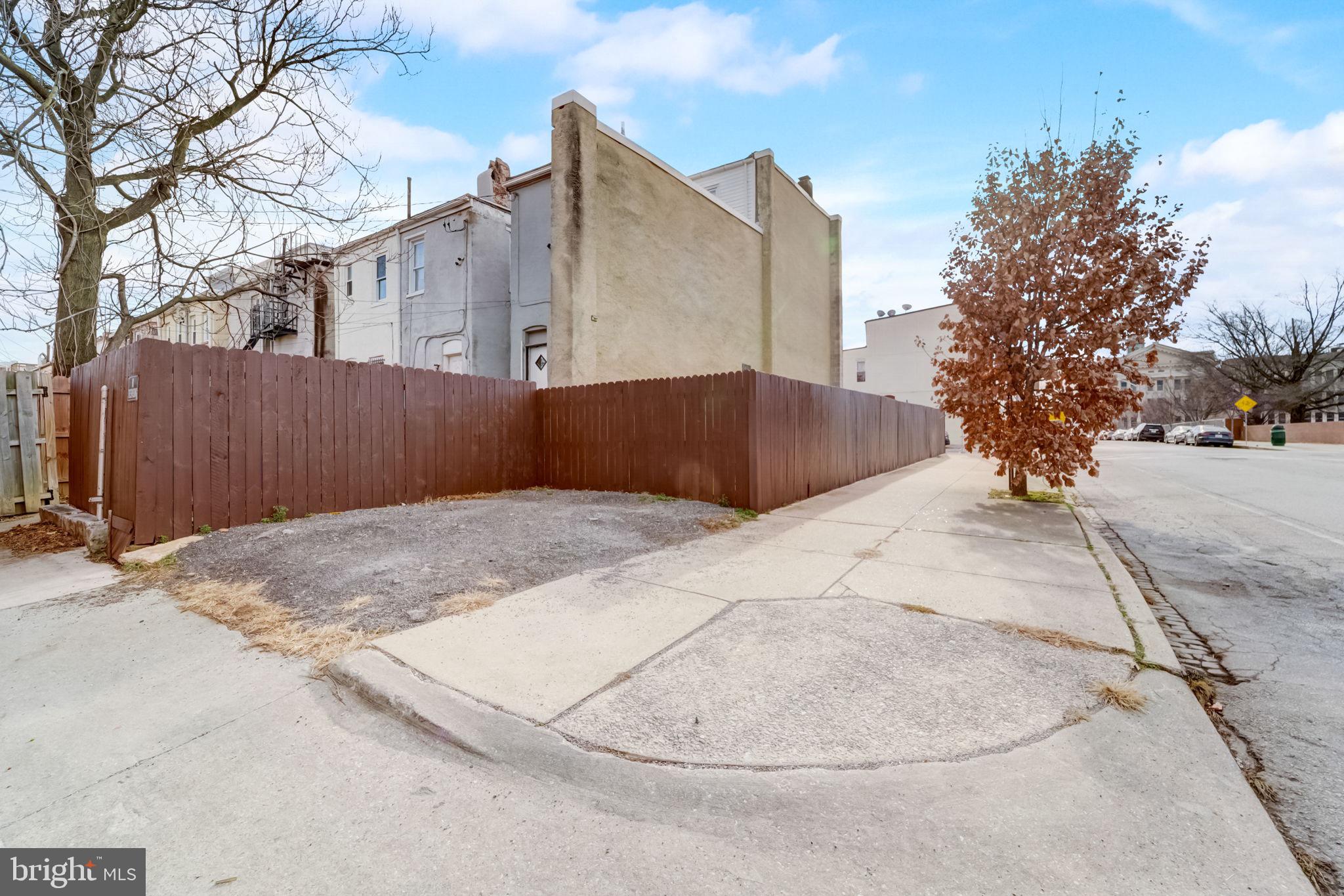 OLD GOUCHER - Residential