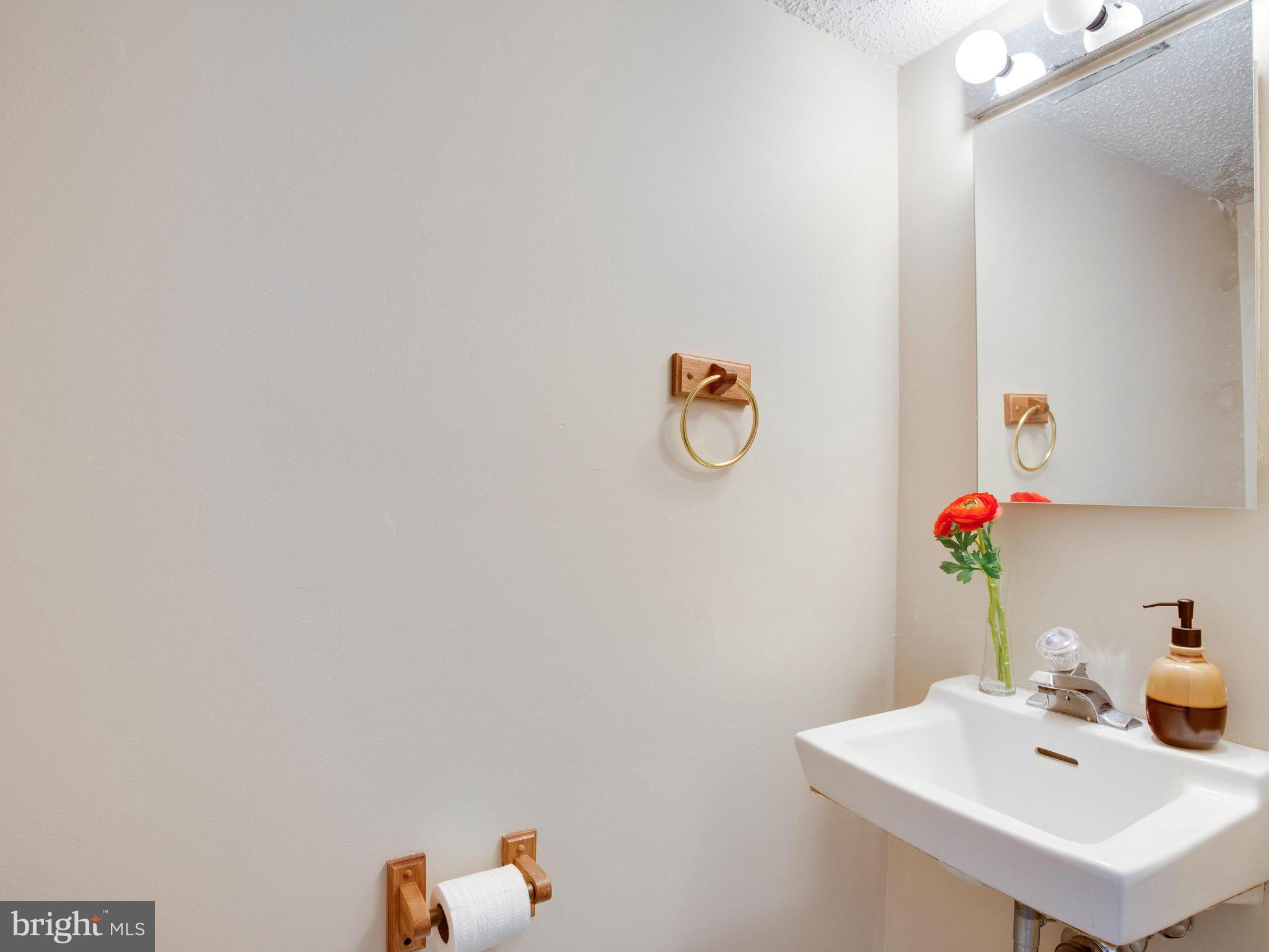 D EVEREUX WEST - Residential