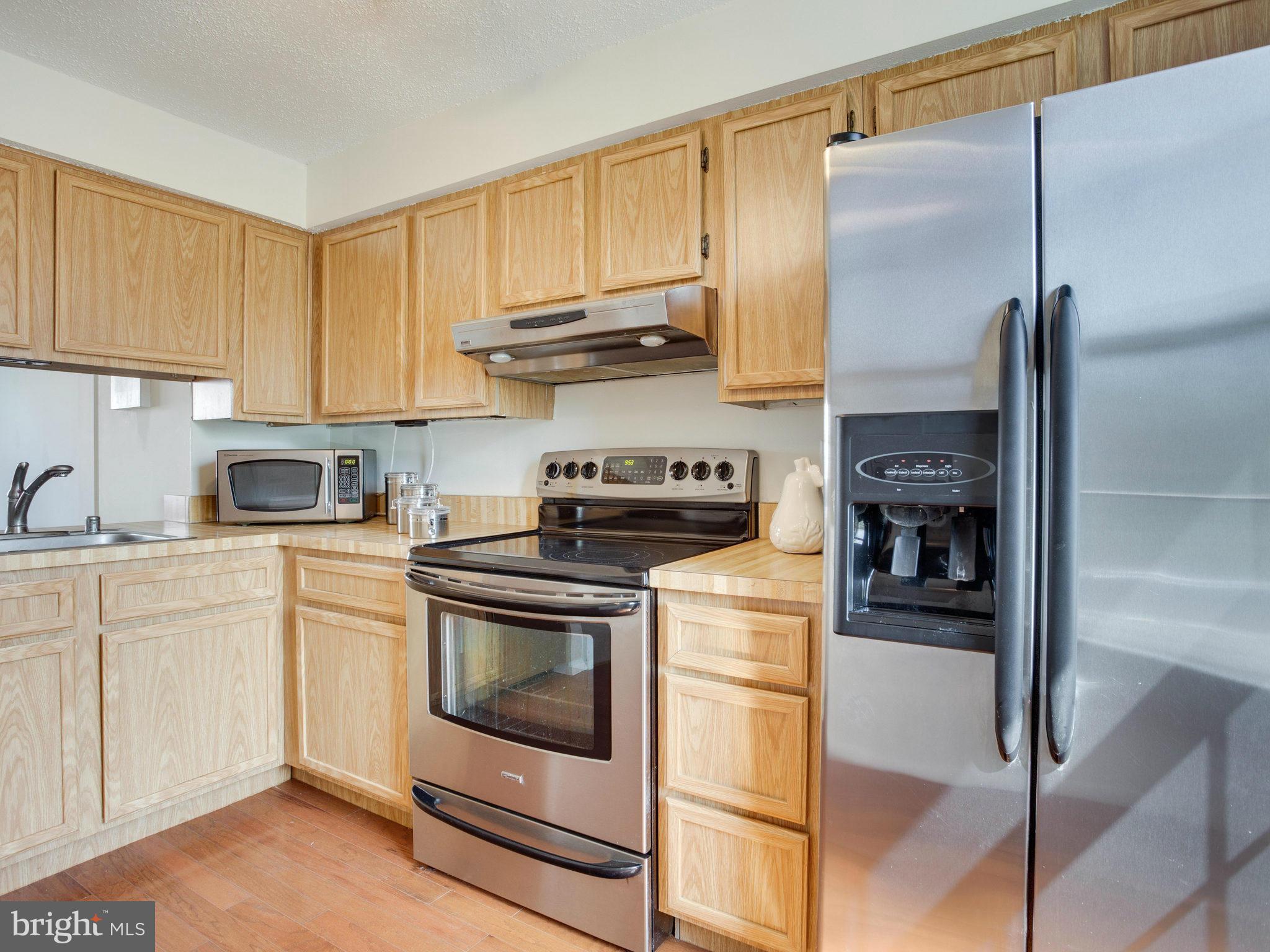 D EVEREUX WEST - Residential