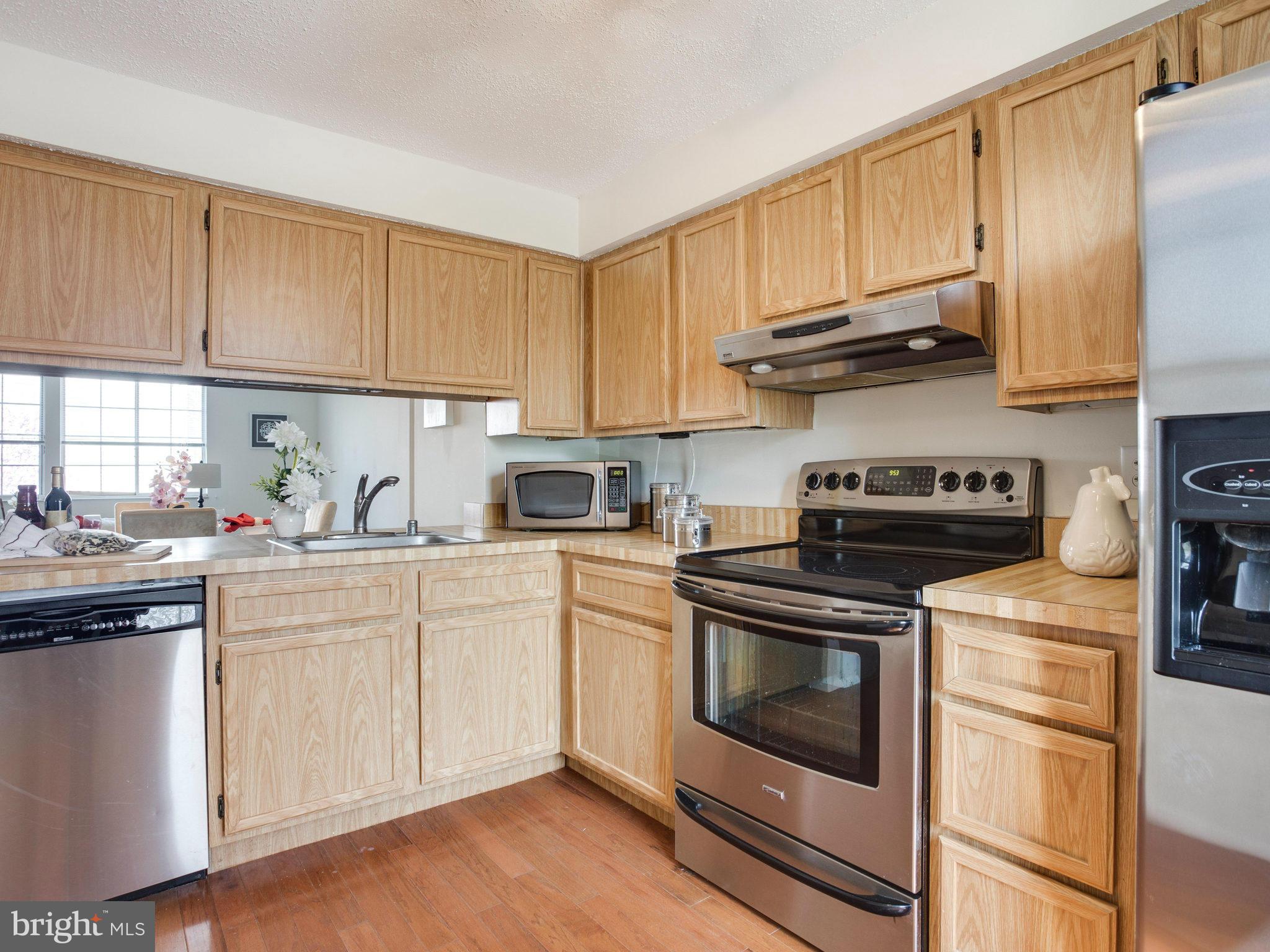 D EVEREUX WEST - Residential