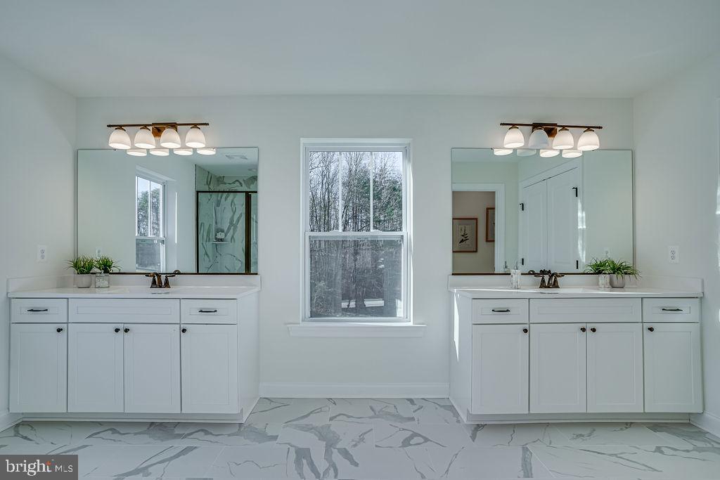 RYCEVILLE WOODS - Residential