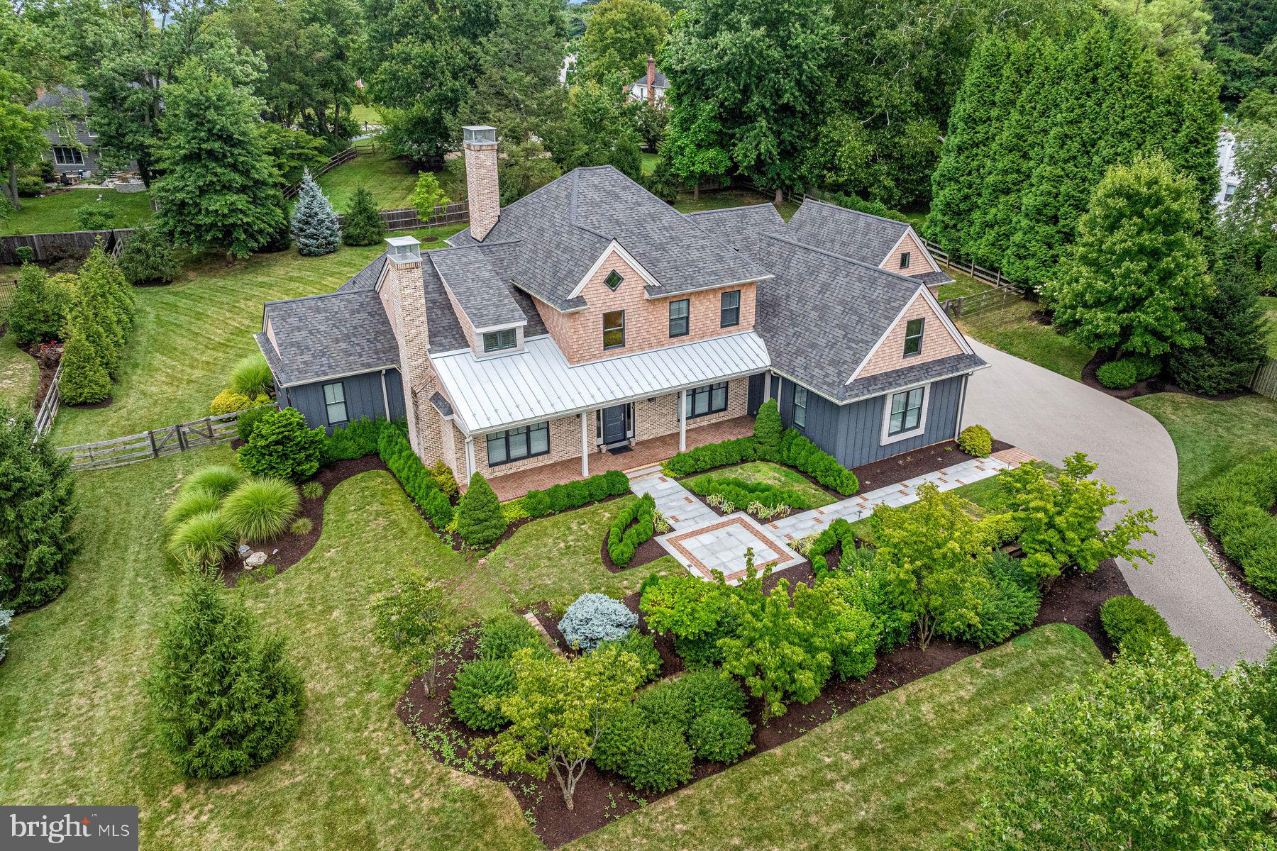 WAYNEFIELD - Residential