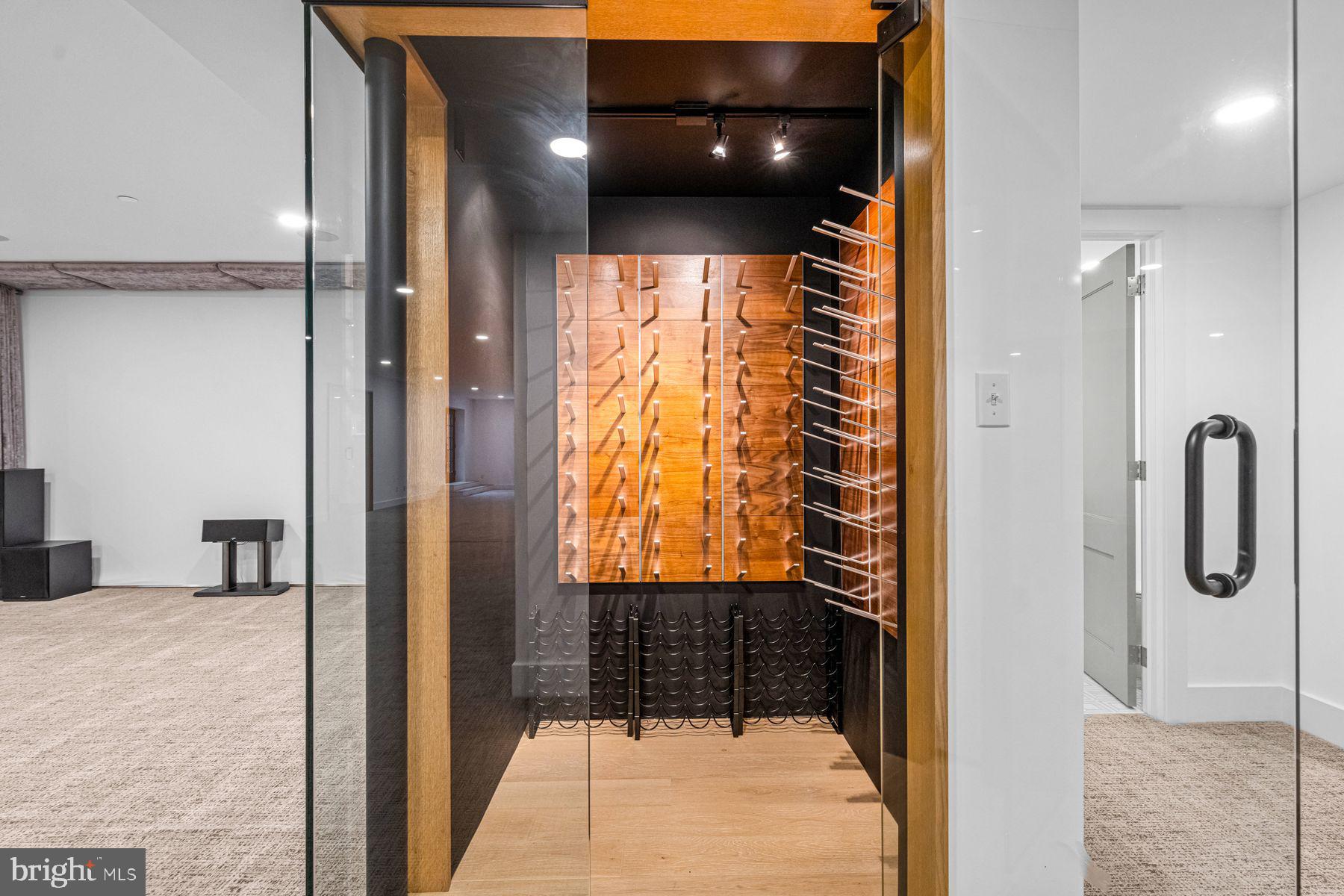 WAYNEFIELD - Residential