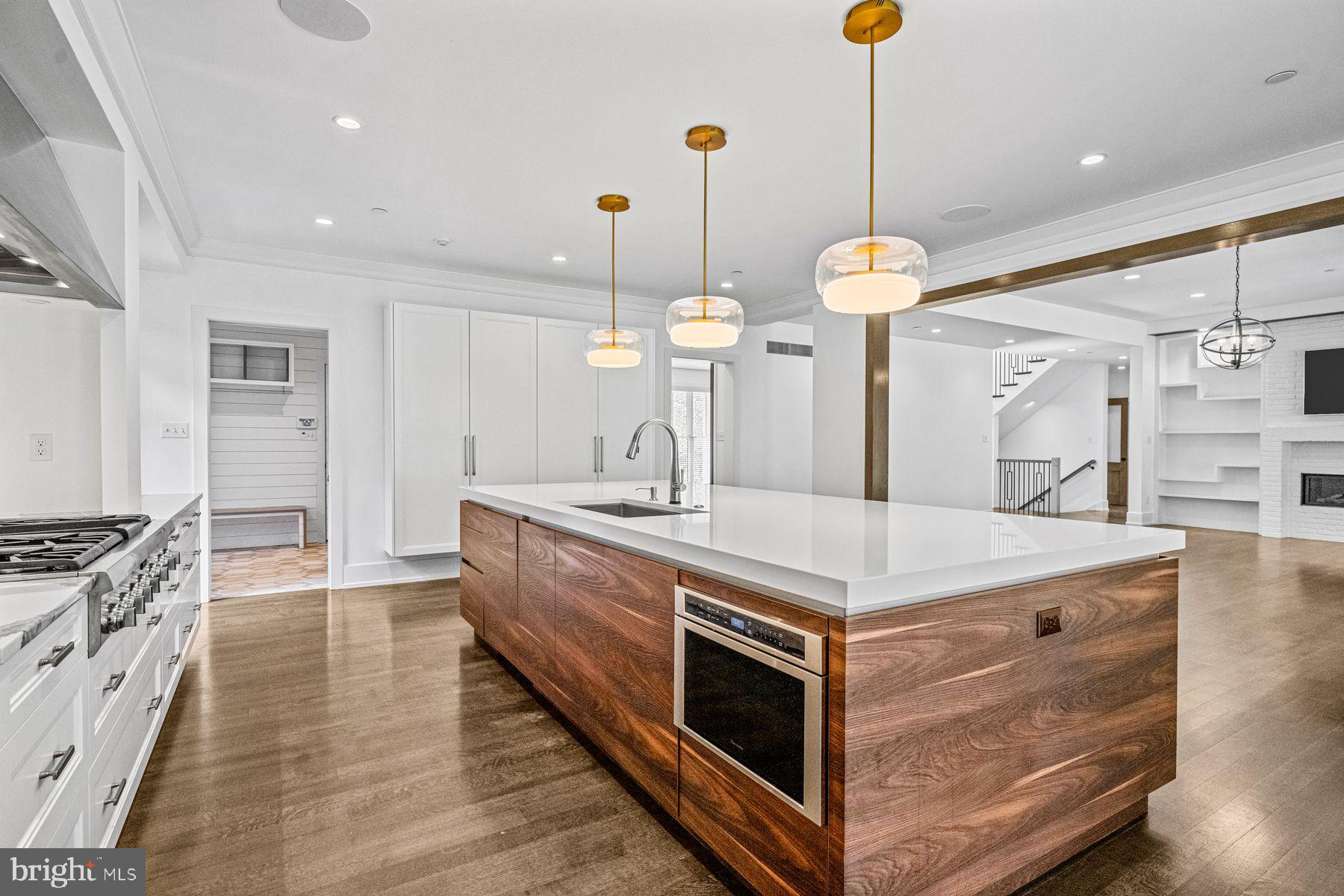 WAYNEFIELD - Residential