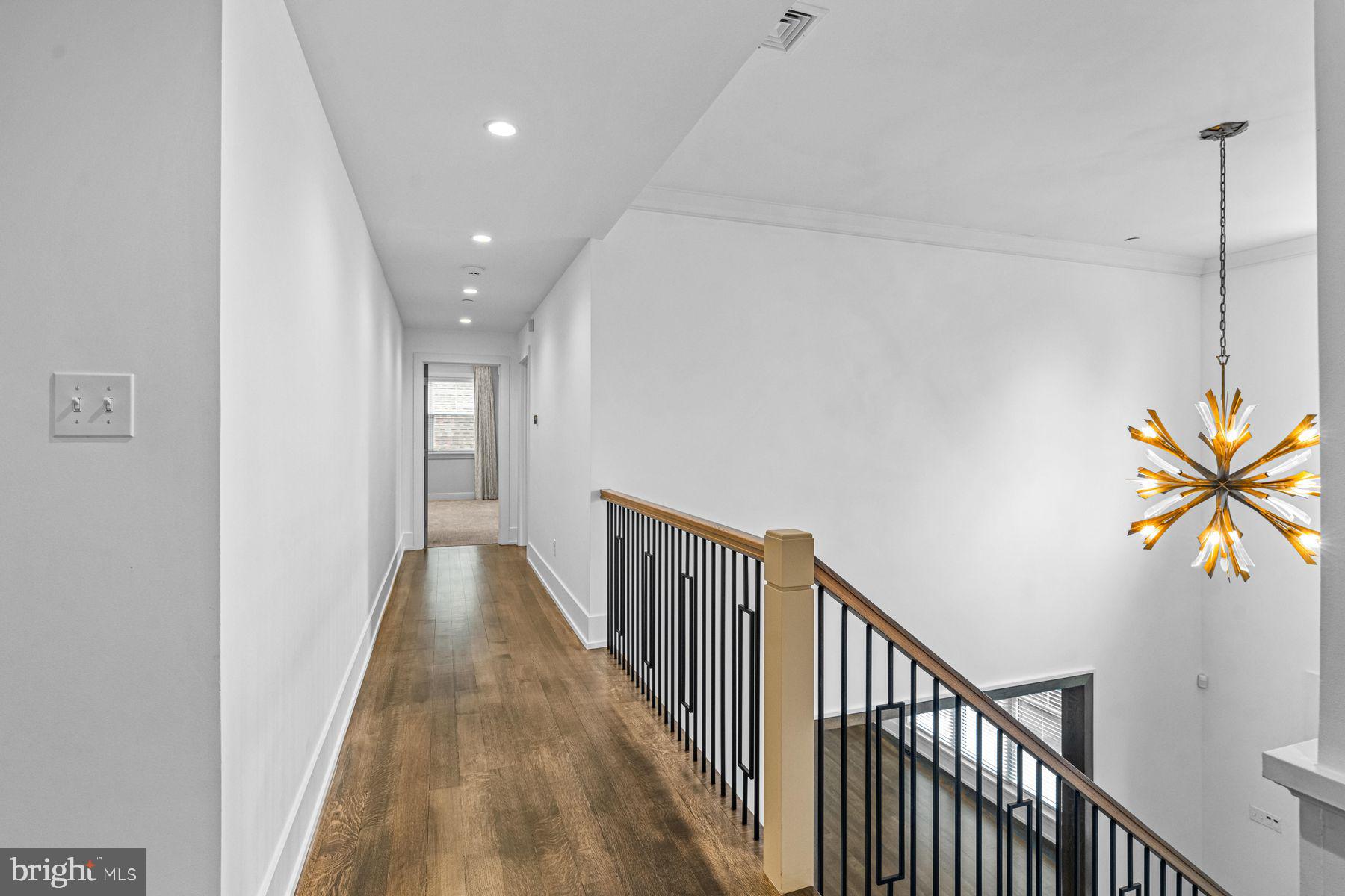 WAYNEFIELD - Residential