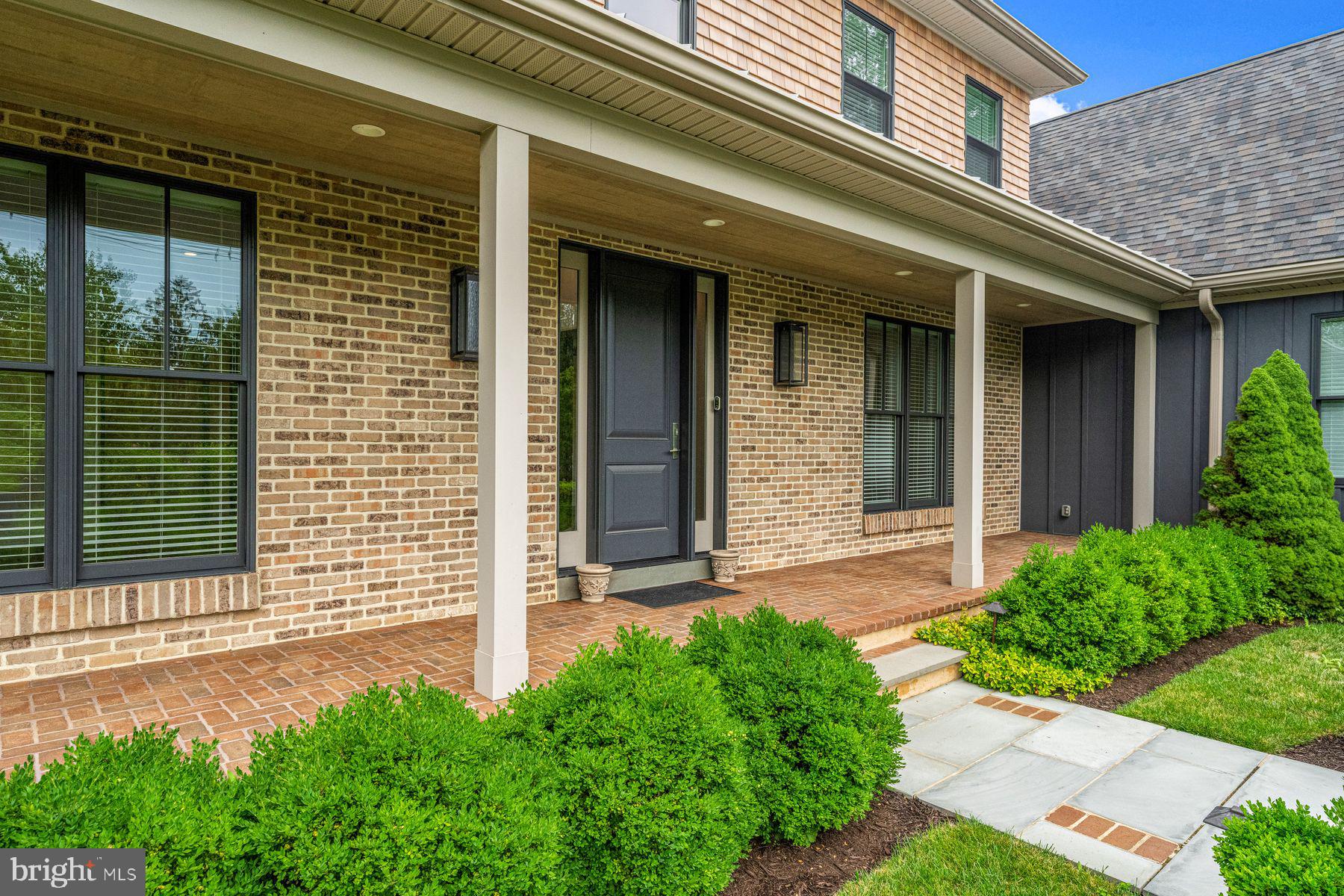 WAYNEFIELD - Residential