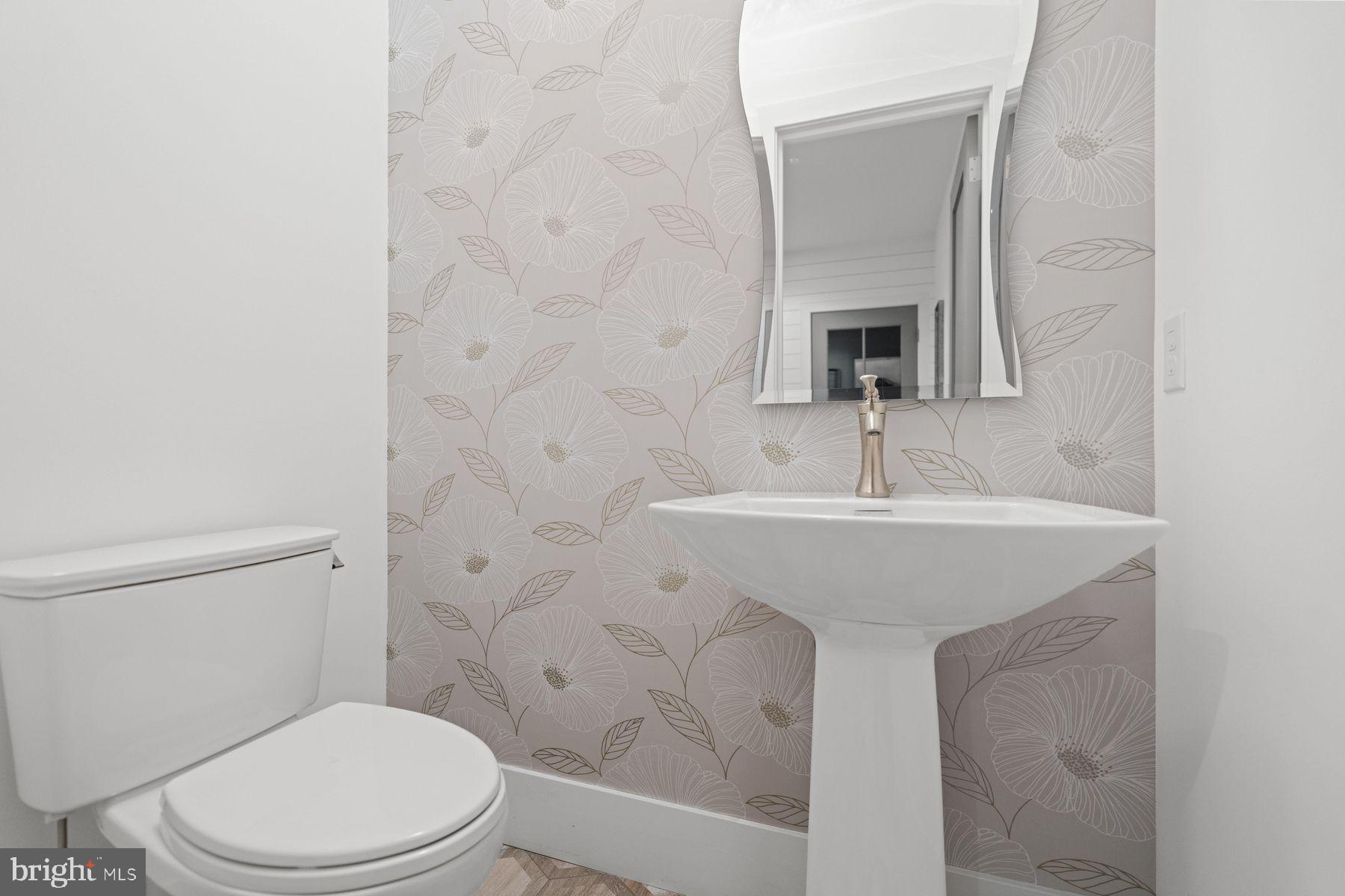 WAYNEFIELD - Residential