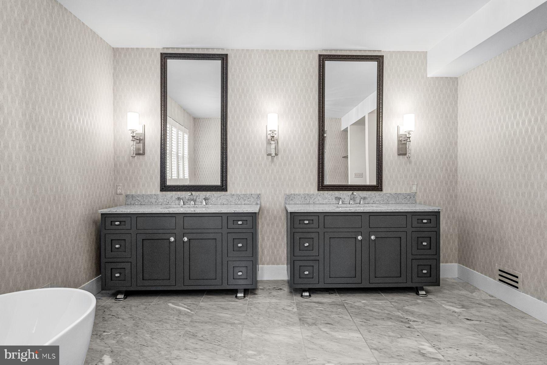 WAYNEFIELD - Residential