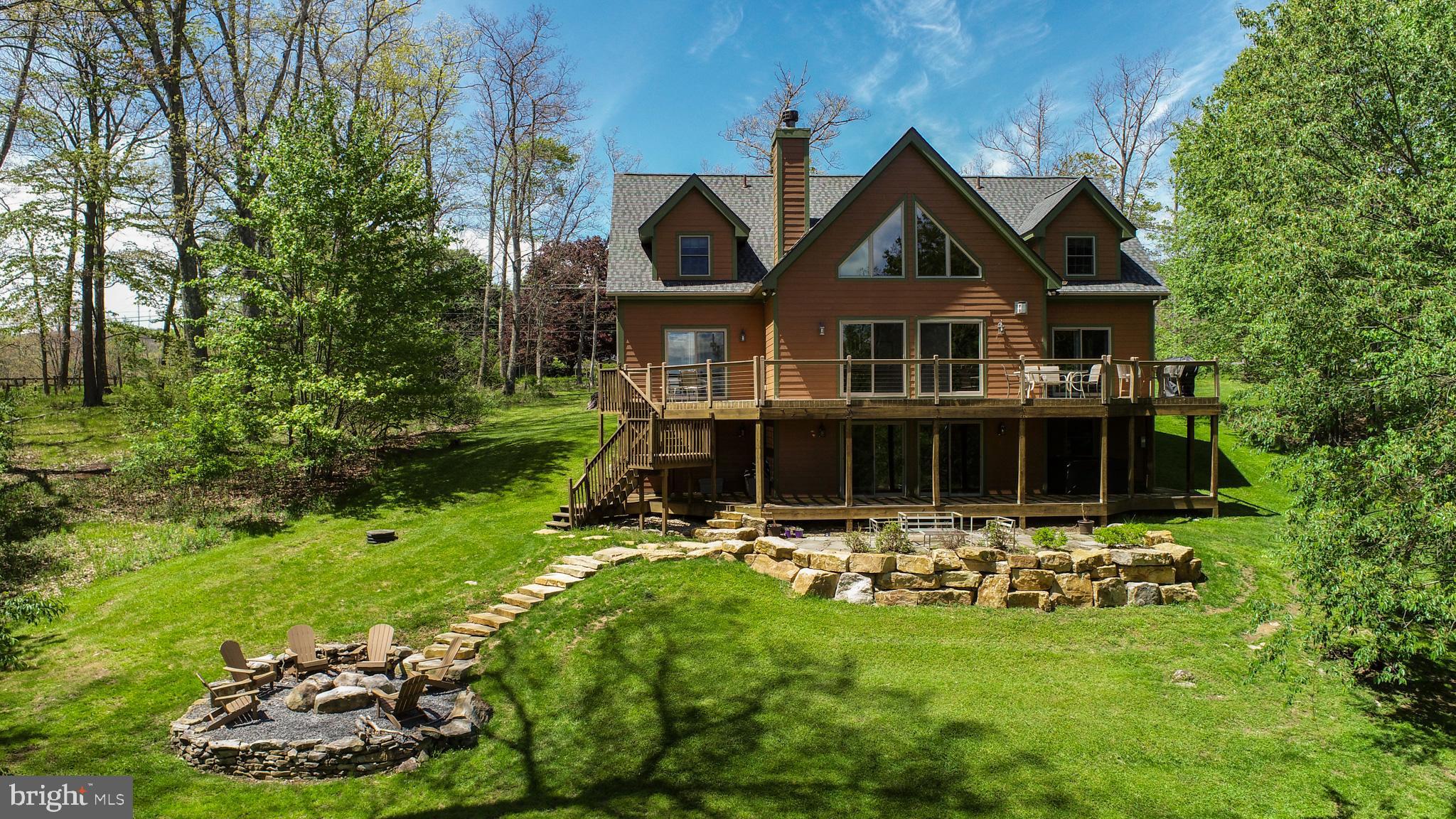 WATERFRONT GREENS - Residential