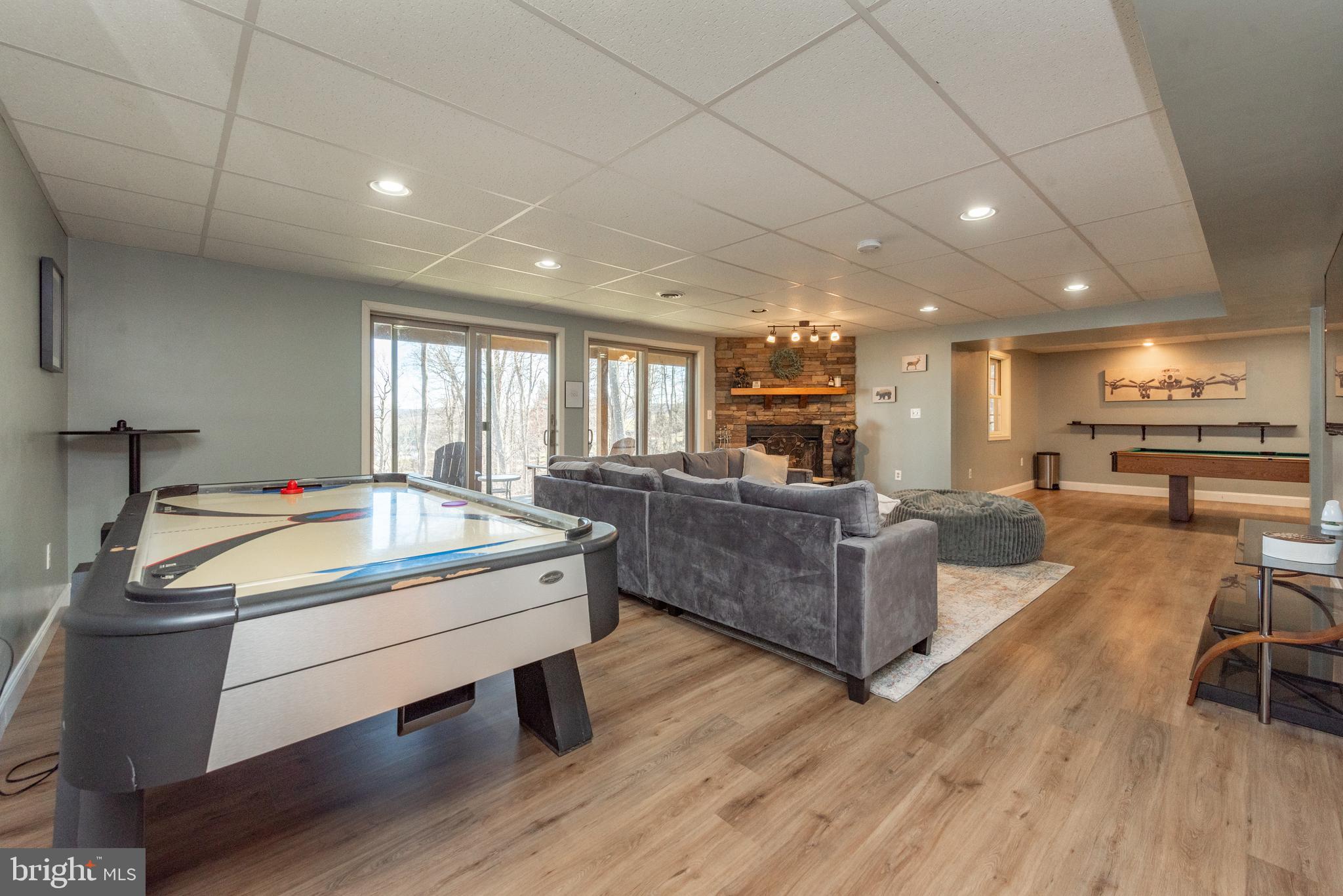 WATERFRONT GREENS - Residential