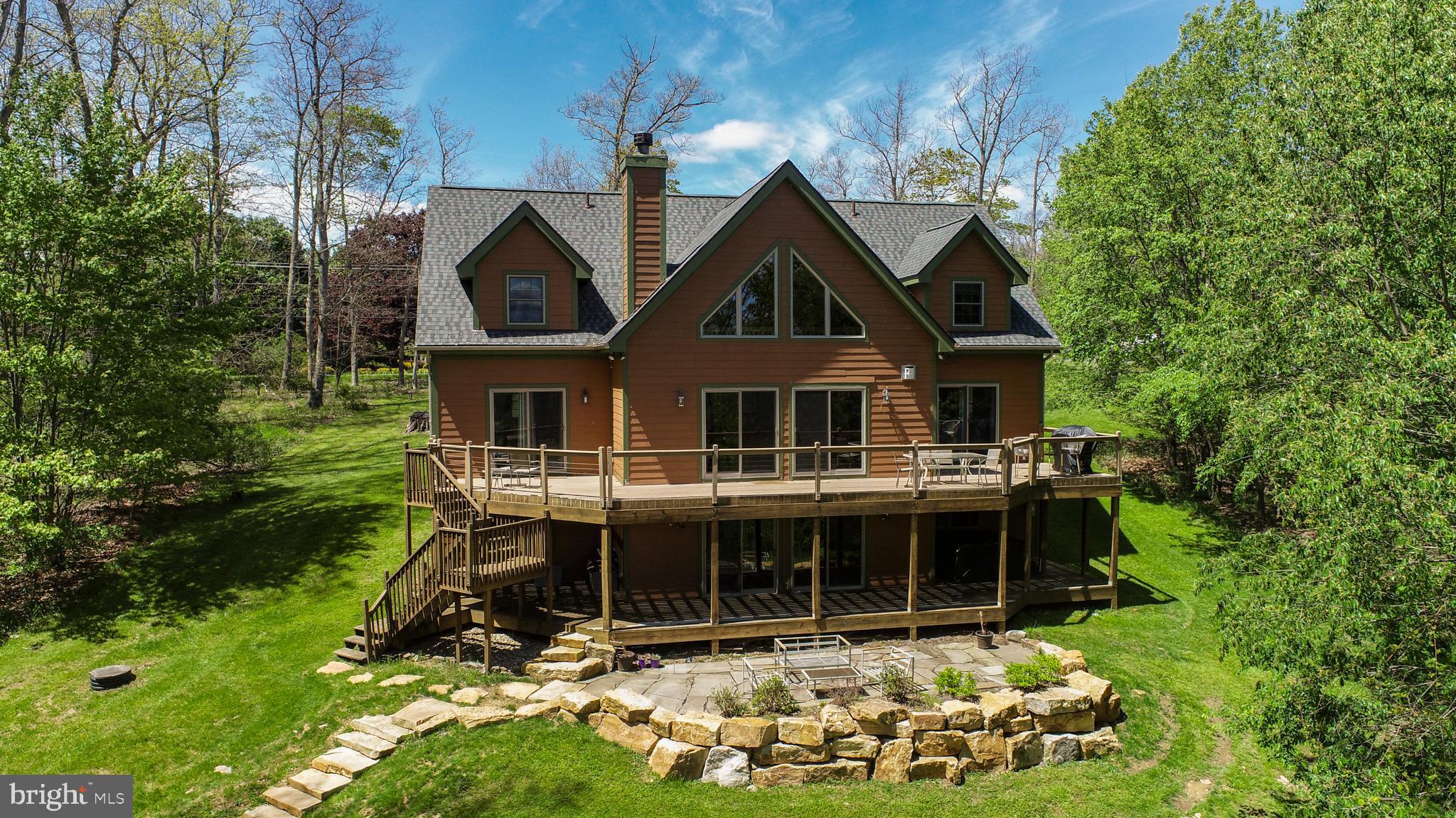 WATERFRONT GREENS - Residential