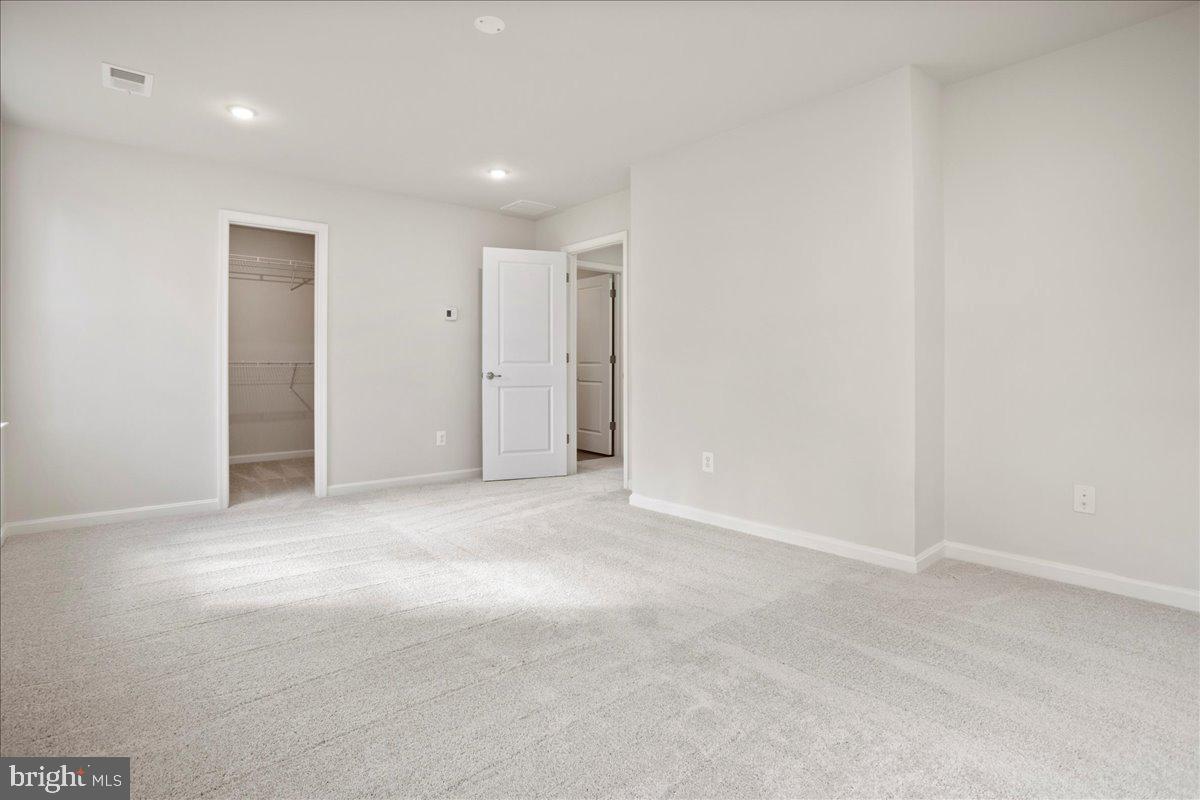 SOUTH BROOK - Residential