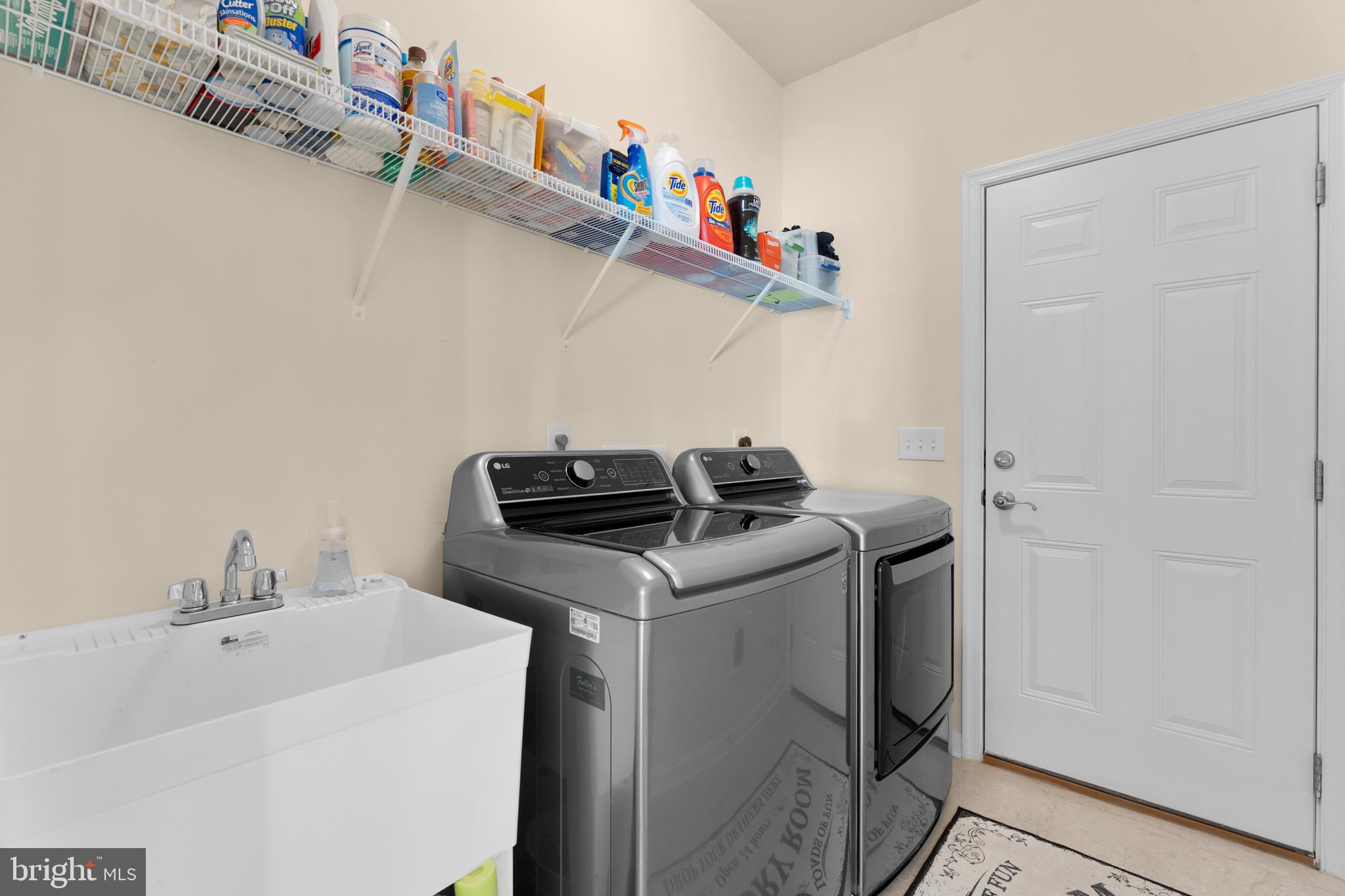 STONE RIDGE ESTATES - Residential