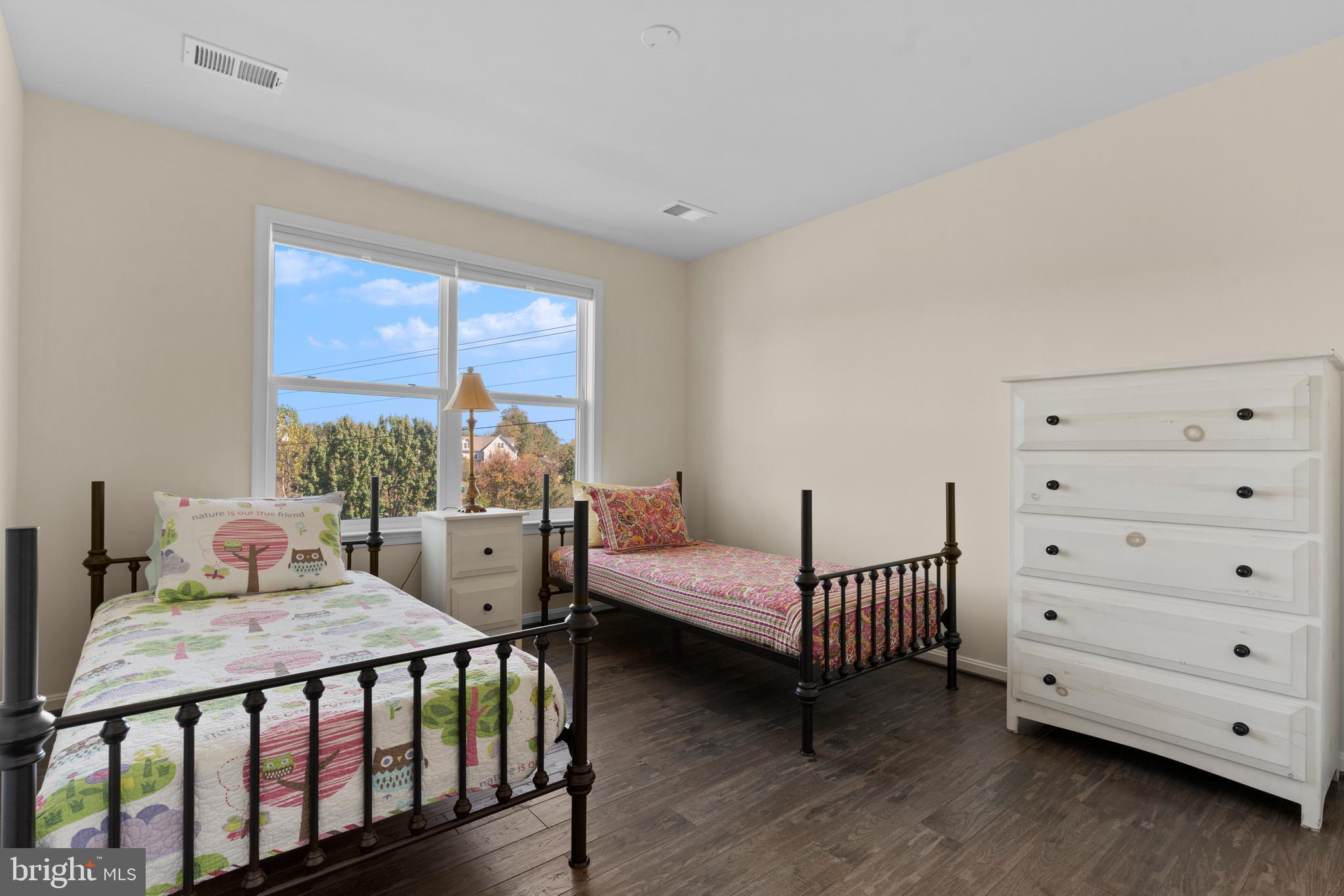 STONE RIDGE ESTATES - Residential