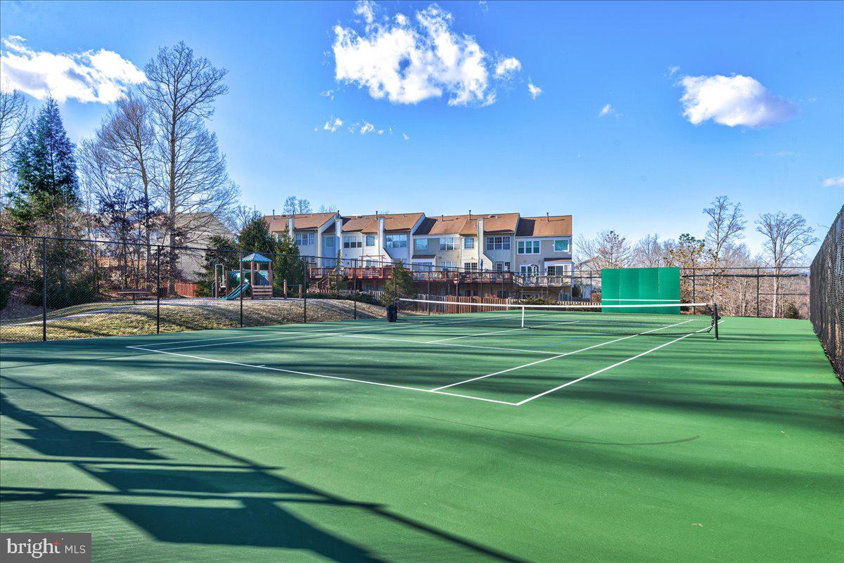 LAKE RIDGE - Residential