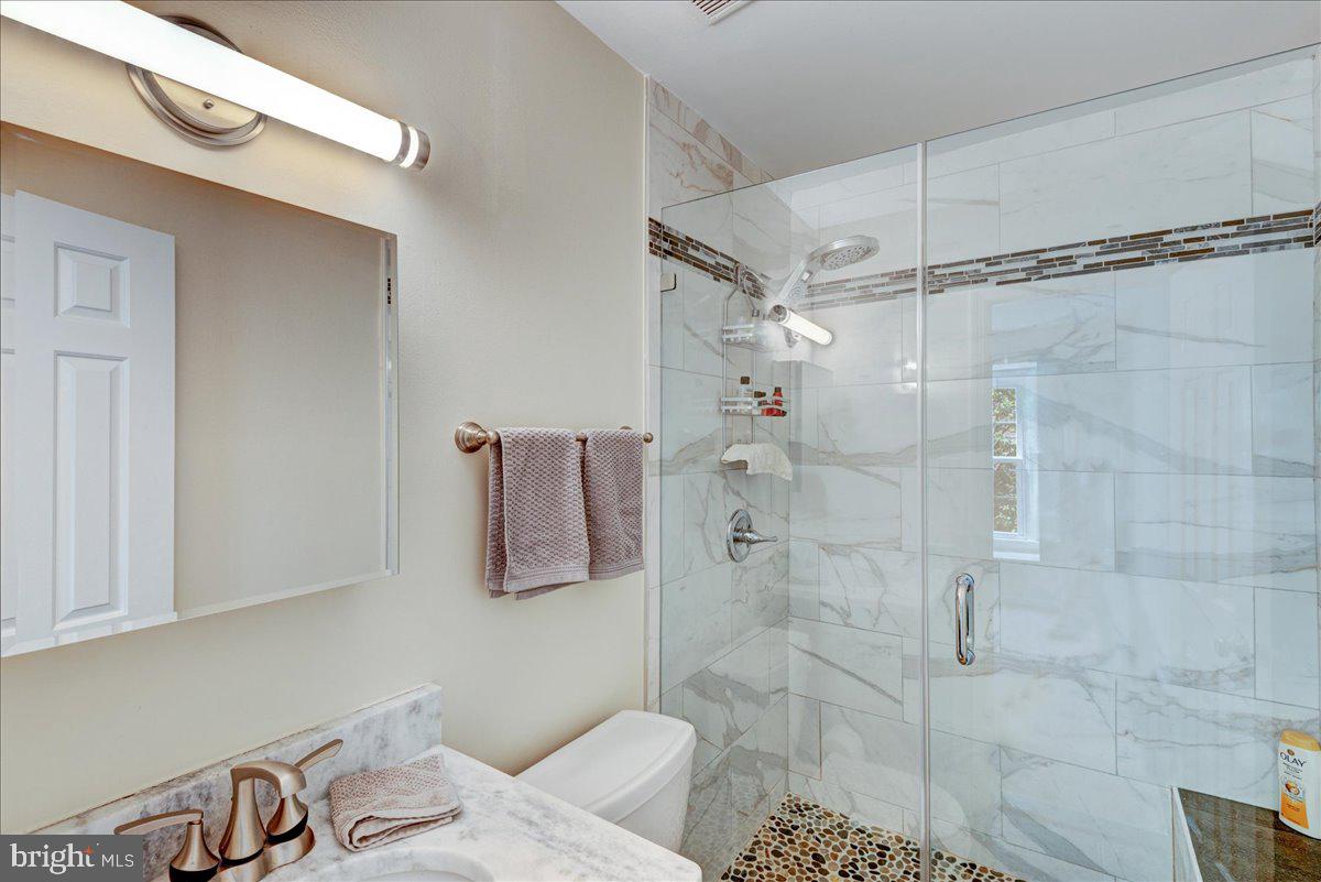 LAKE RIDGE - Residential