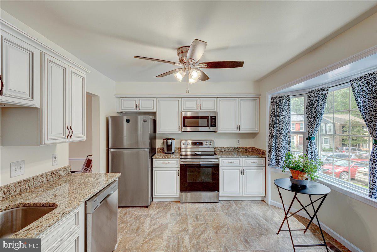 LAKE RIDGE - Residential