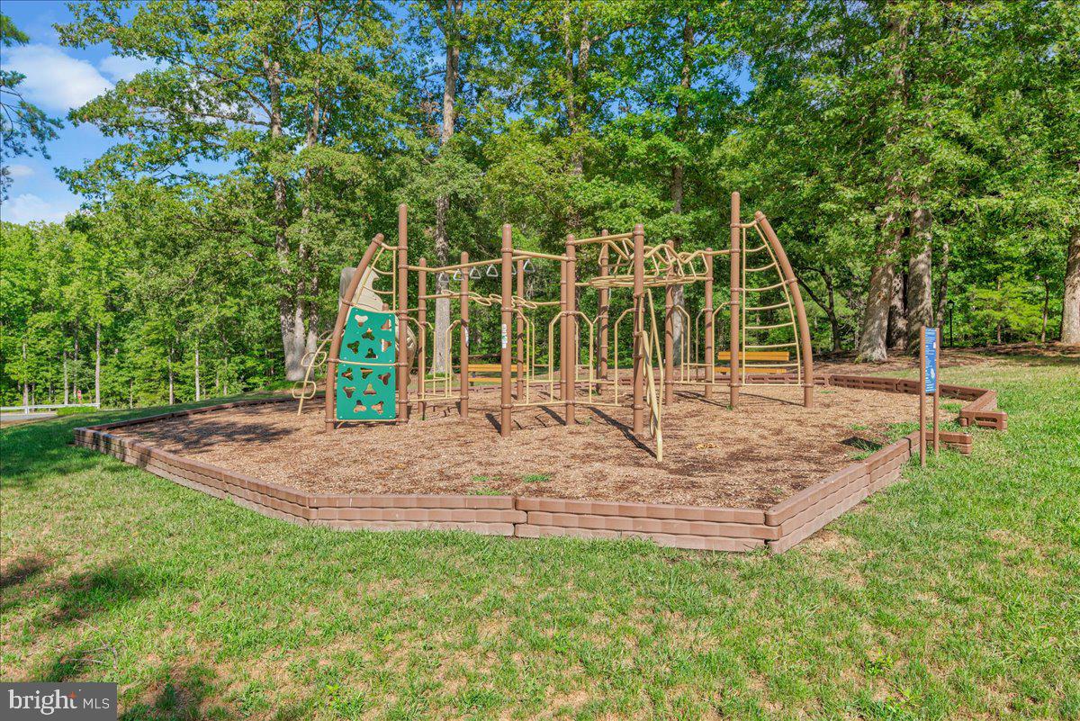 LAKE RIDGE - Residential