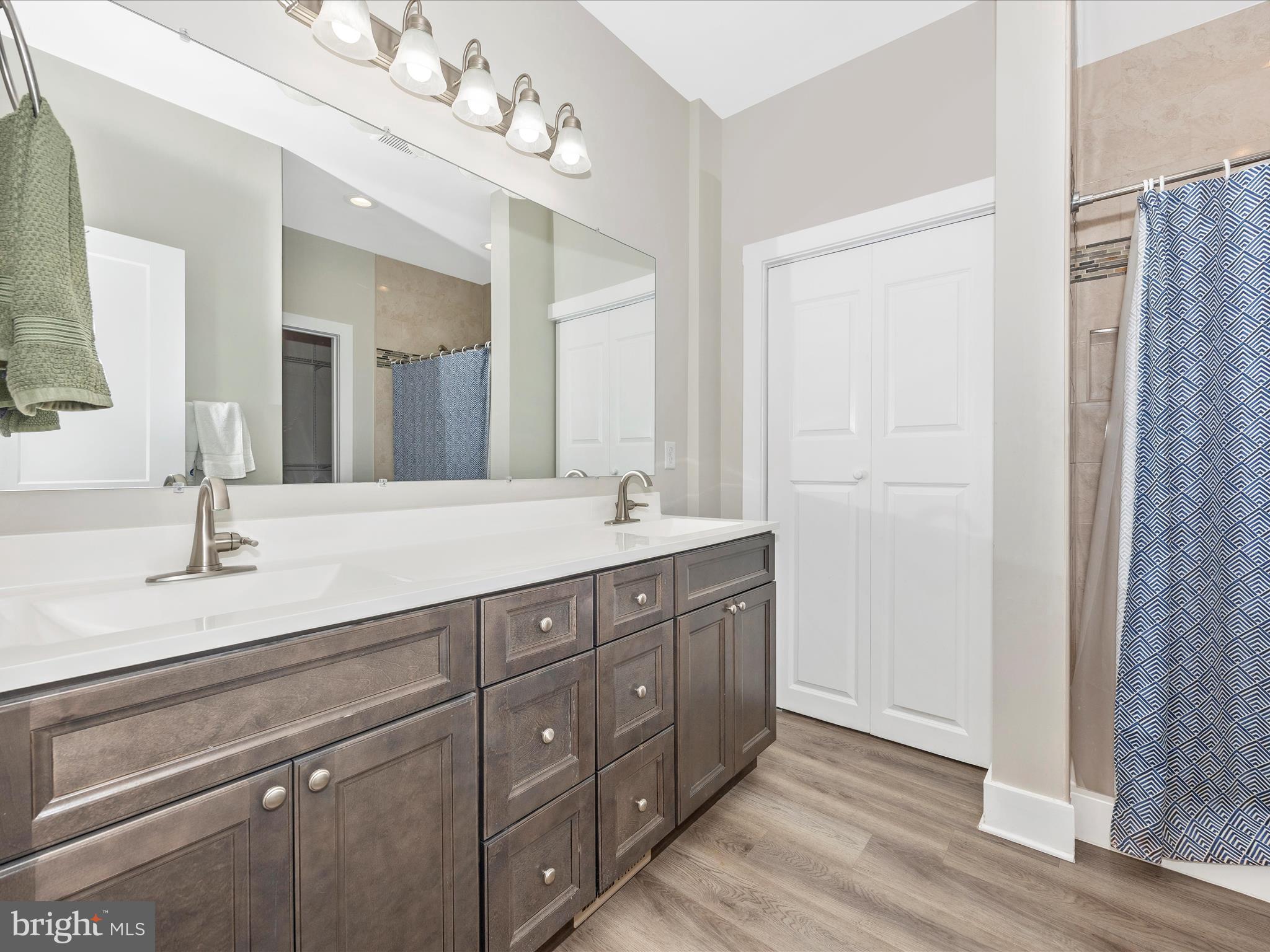 RIDGECREST ESTATES - Residential