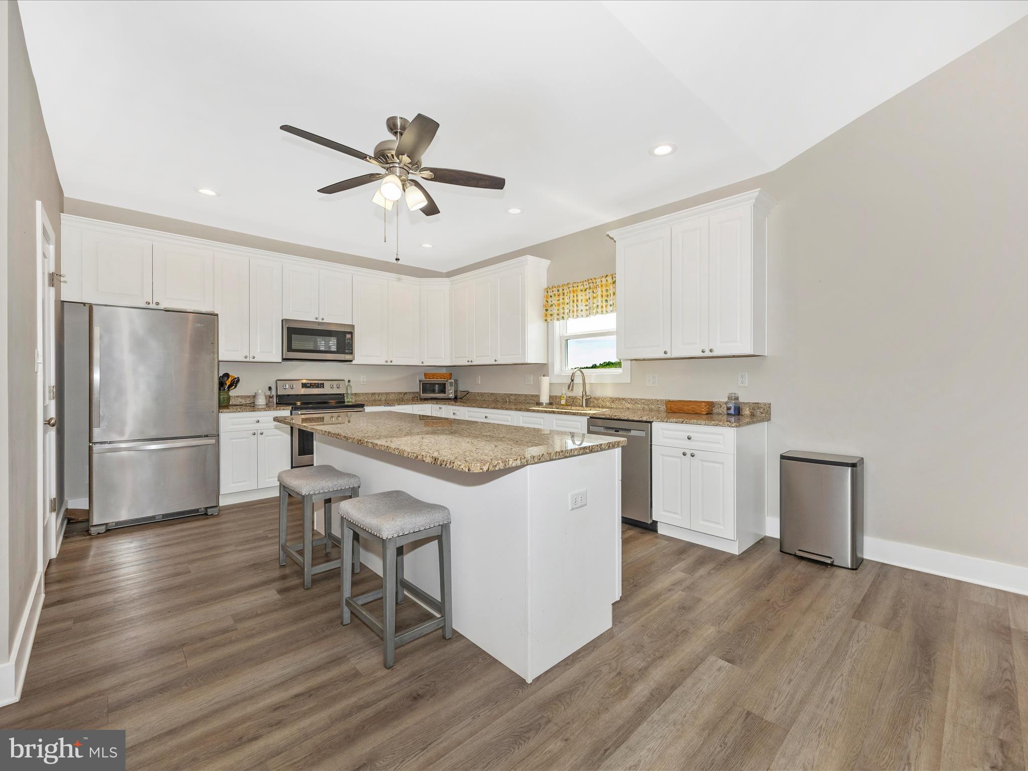 RIDGECREST ESTATES - Residential