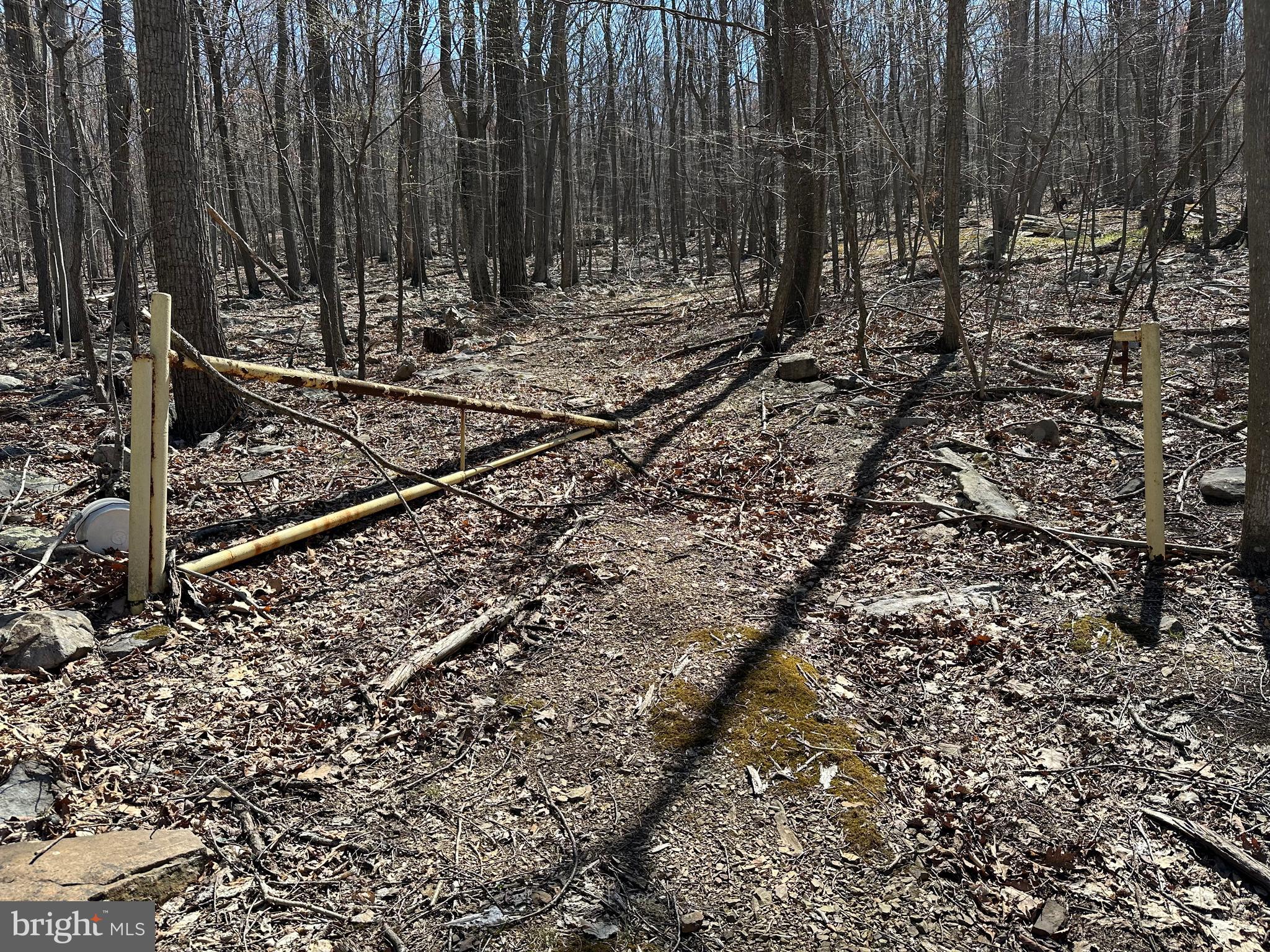 EAGLE MOUNTAIN - Land