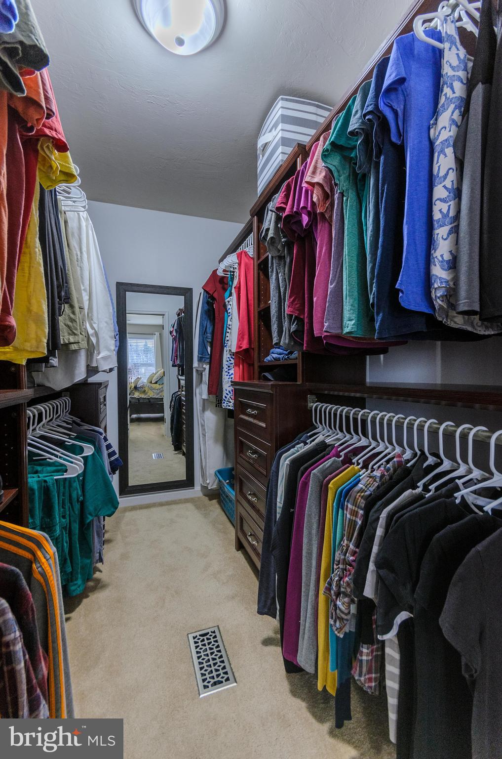 WELLINGTON GREENS - Residential