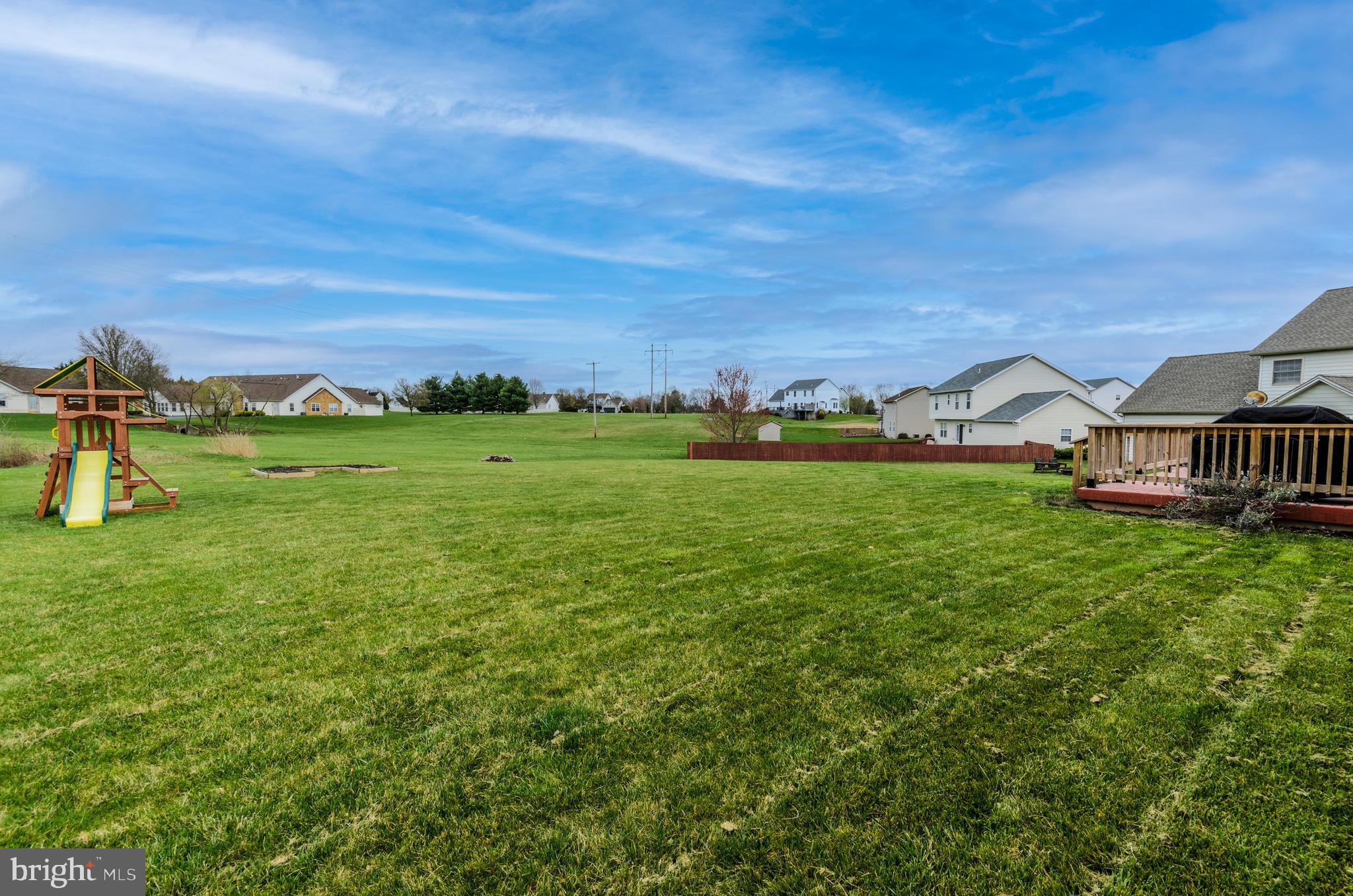 WELLINGTON GREENS - Residential