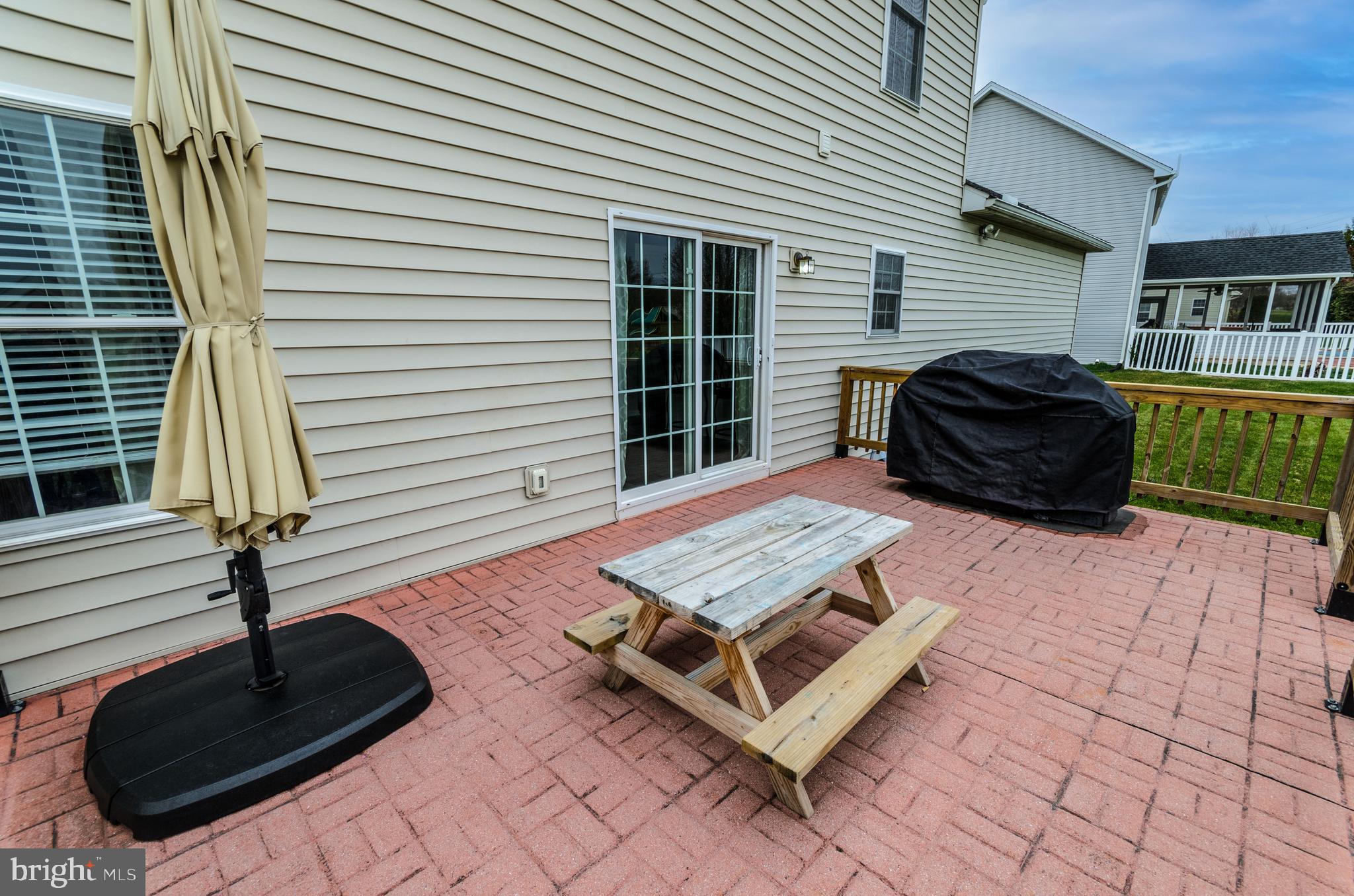 WELLINGTON GREENS - Residential