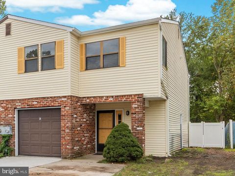 Townhouse For Rent - 31 Phoenix Court<br/> SEWELL, NJ 08080