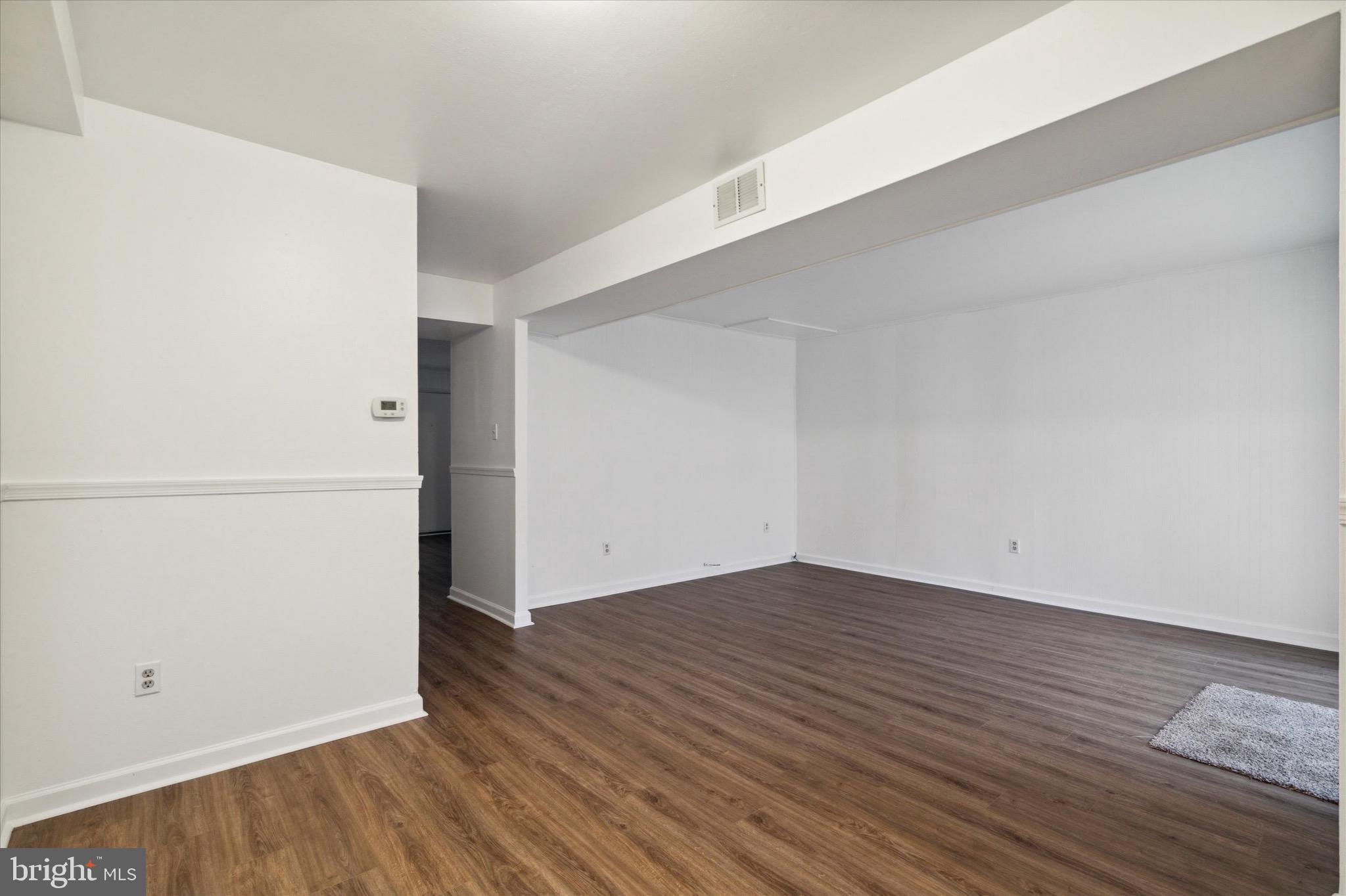 HIDDEN VALLEY - Residential