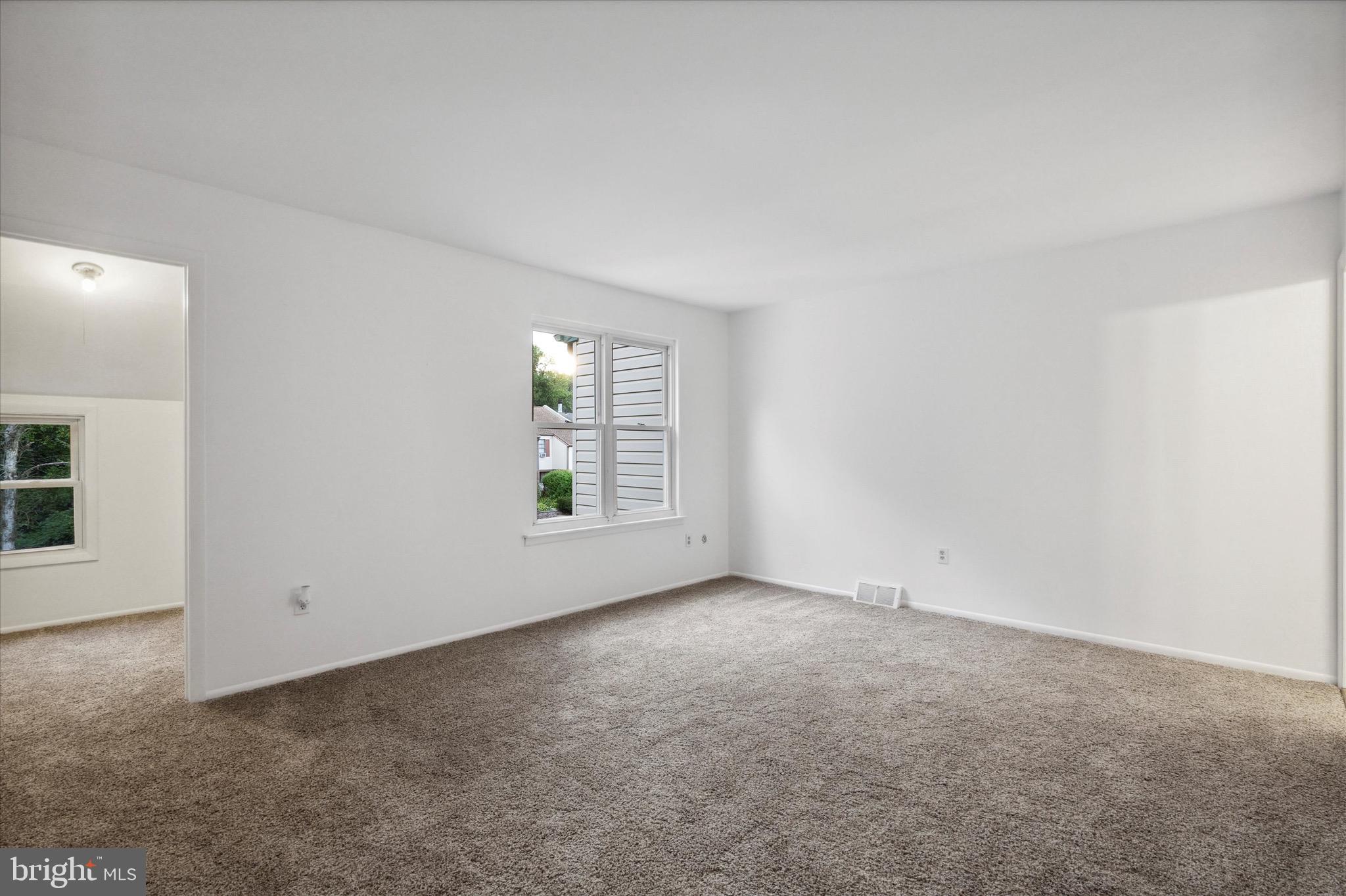 HIDDEN VALLEY - Residential