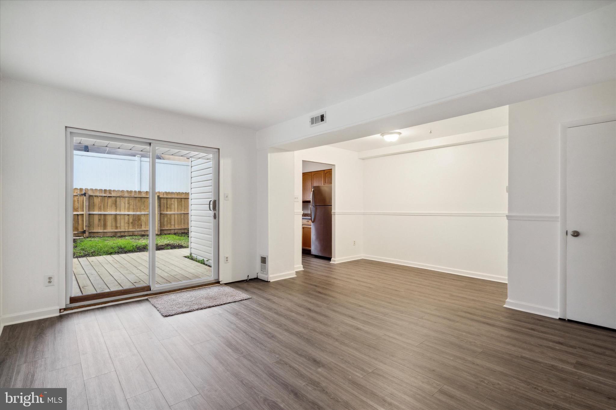 HIDDEN VALLEY - Residential