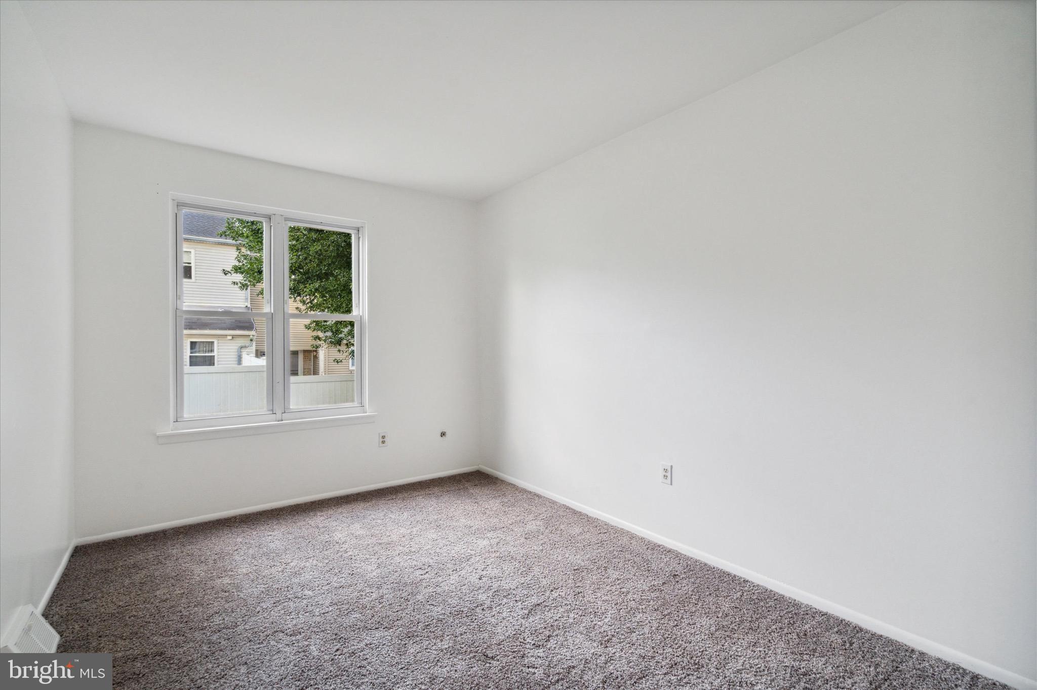 HIDDEN VALLEY - Residential