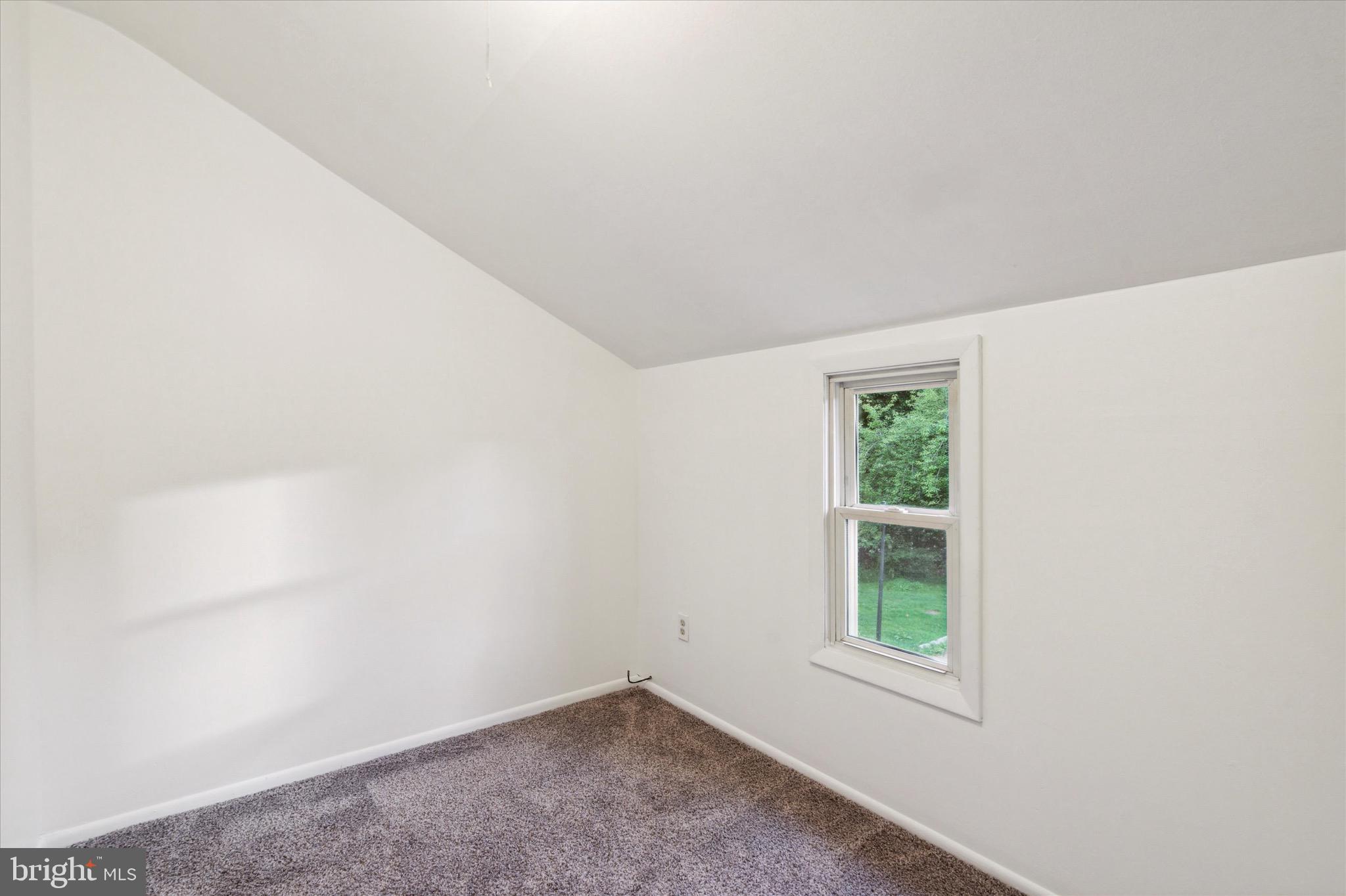 HIDDEN VALLEY - Residential