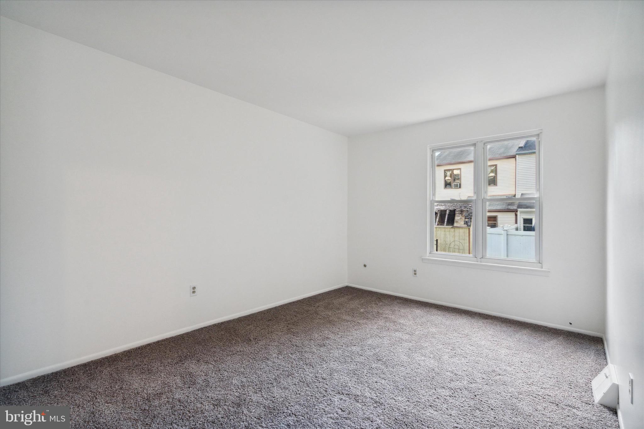 HIDDEN VALLEY - Residential