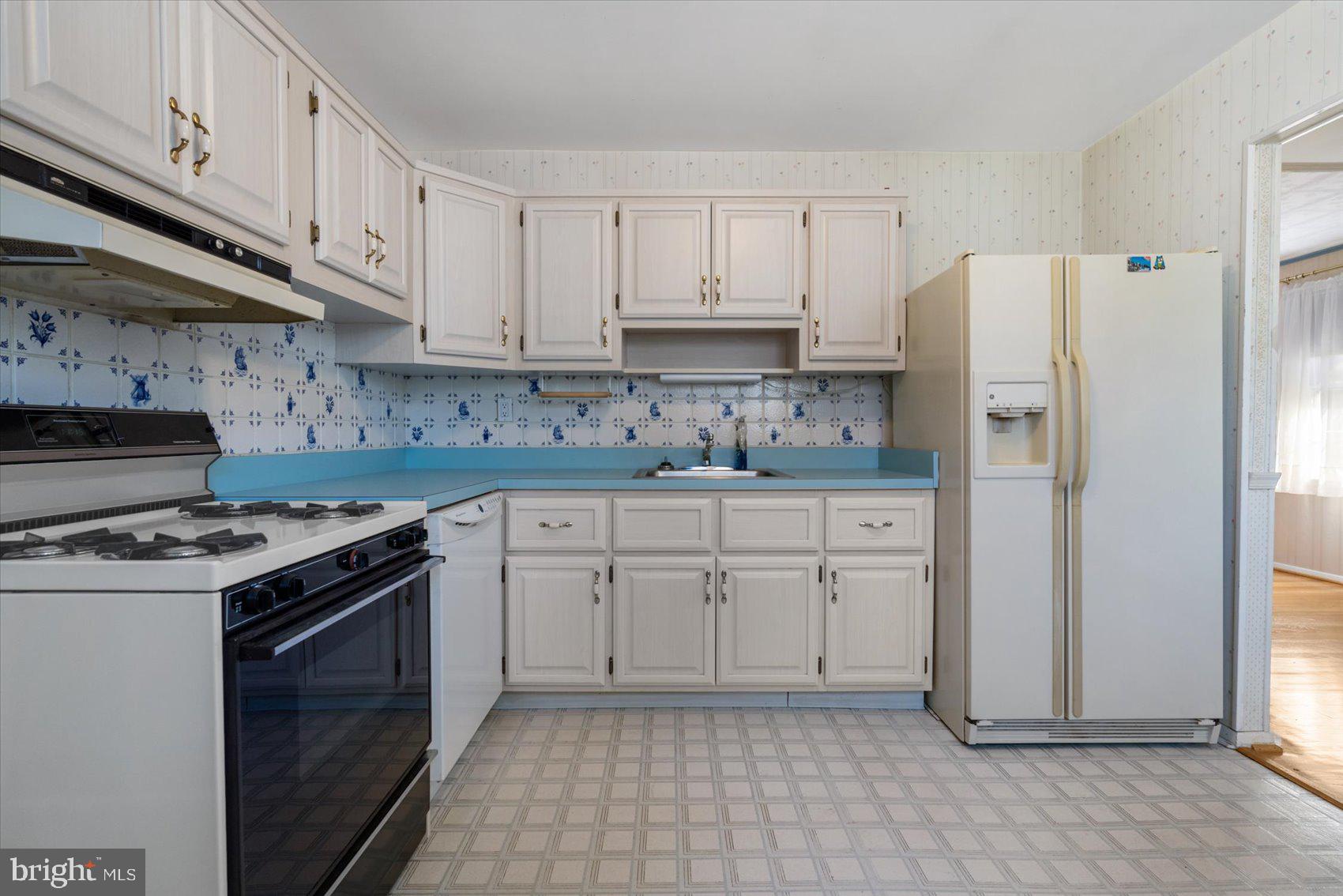 ORCHARD HILLS - Residential