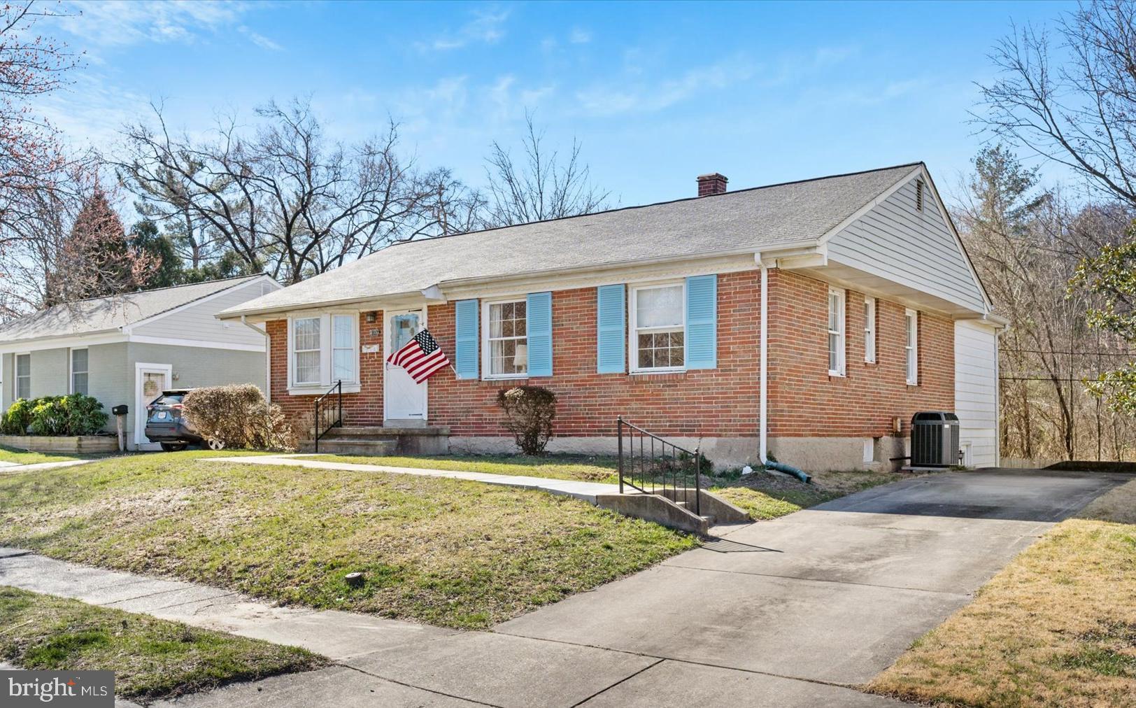 ORCHARD HILLS - Residential