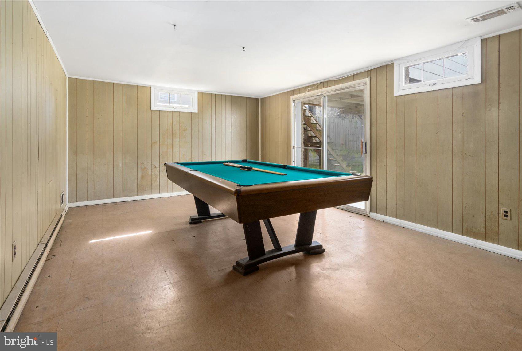 ORCHARD HILLS - Residential