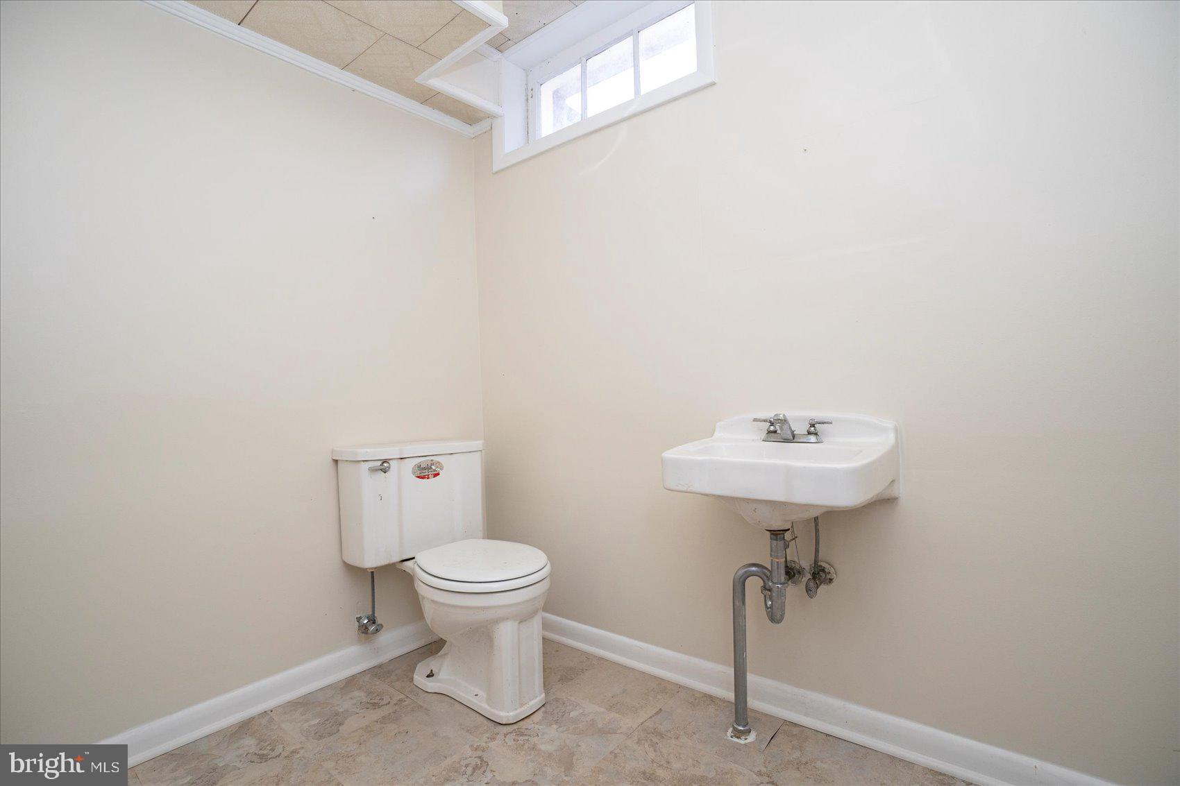 ORCHARD HILLS - Residential