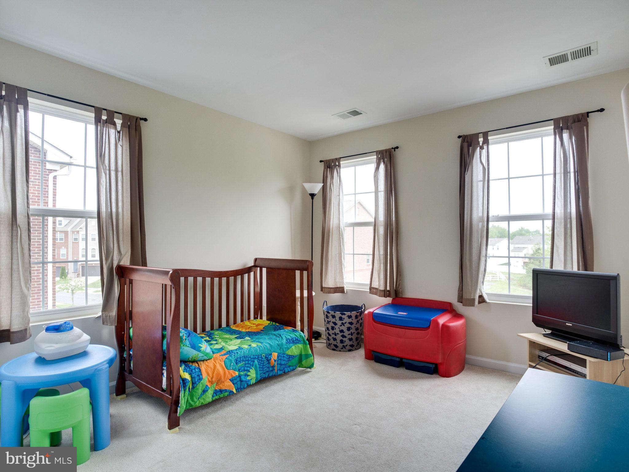 ST CHARLES SUB - SHEFFIELD - Residential