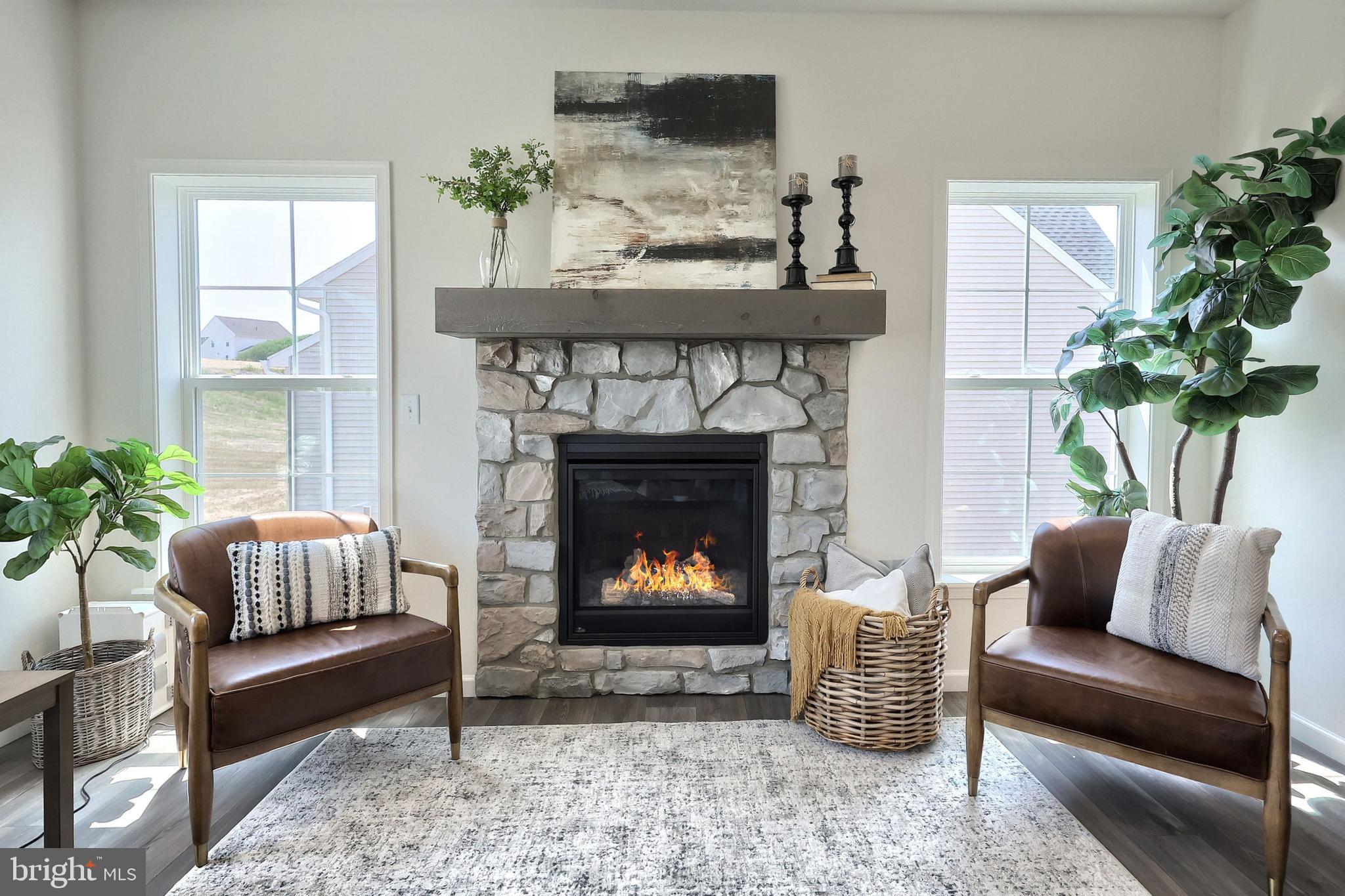 MOUNTAIN VIEW ESTATES - Residential