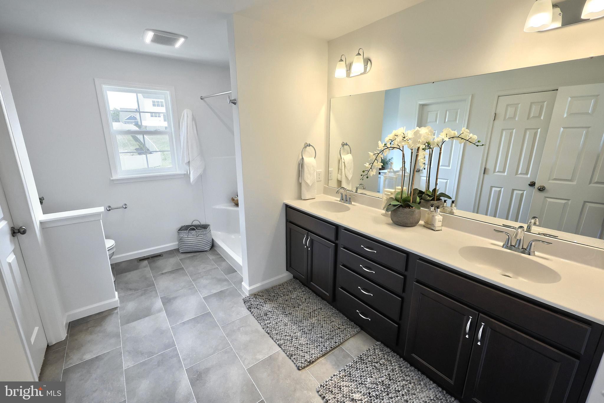 MOUNTAIN VIEW ESTATES - Residential